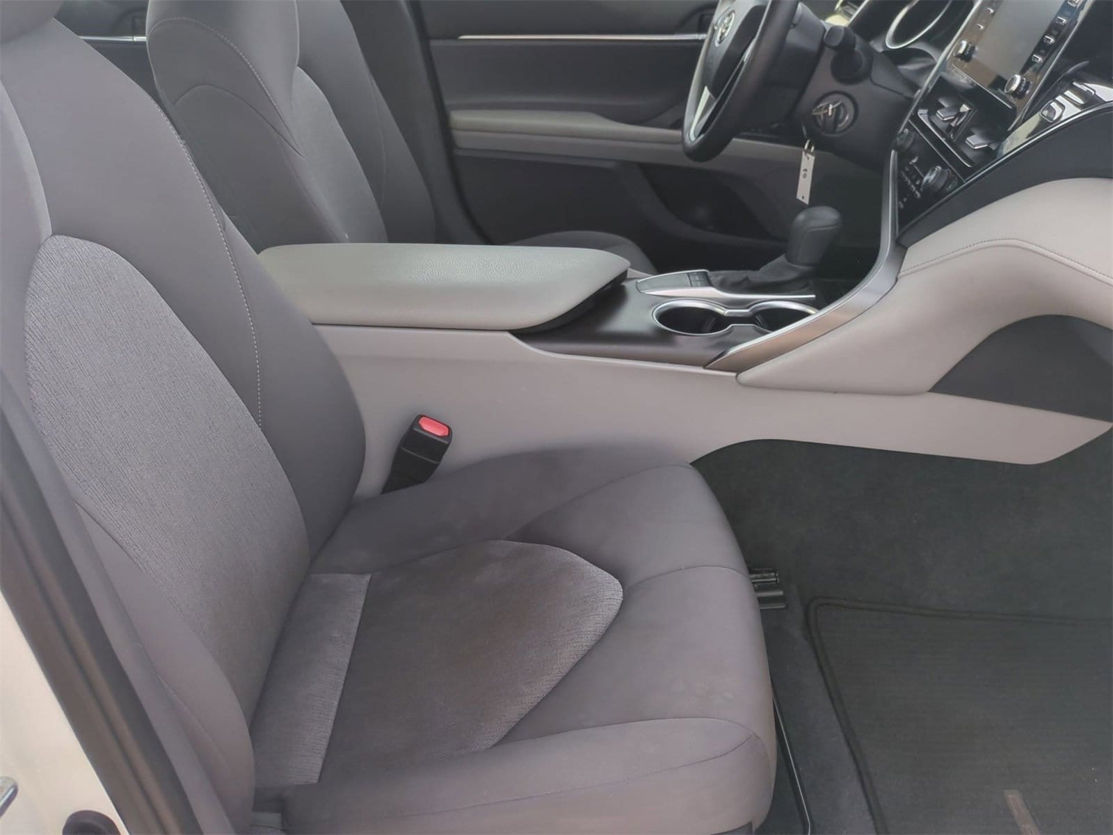 Thumbnail: 2023 Toyota Camry - 21