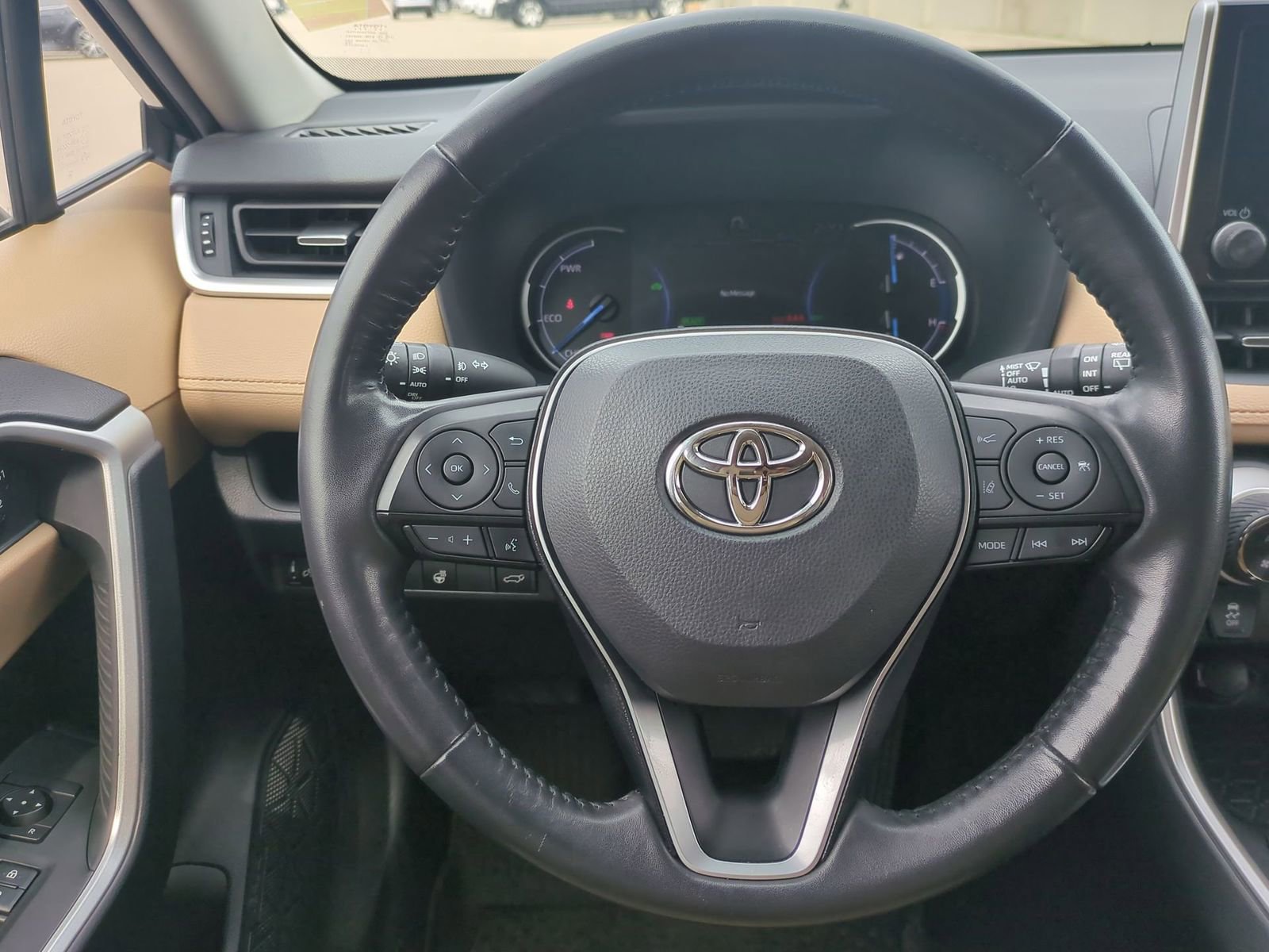 Thumbnail: 2024 Toyota RAV4 - 24