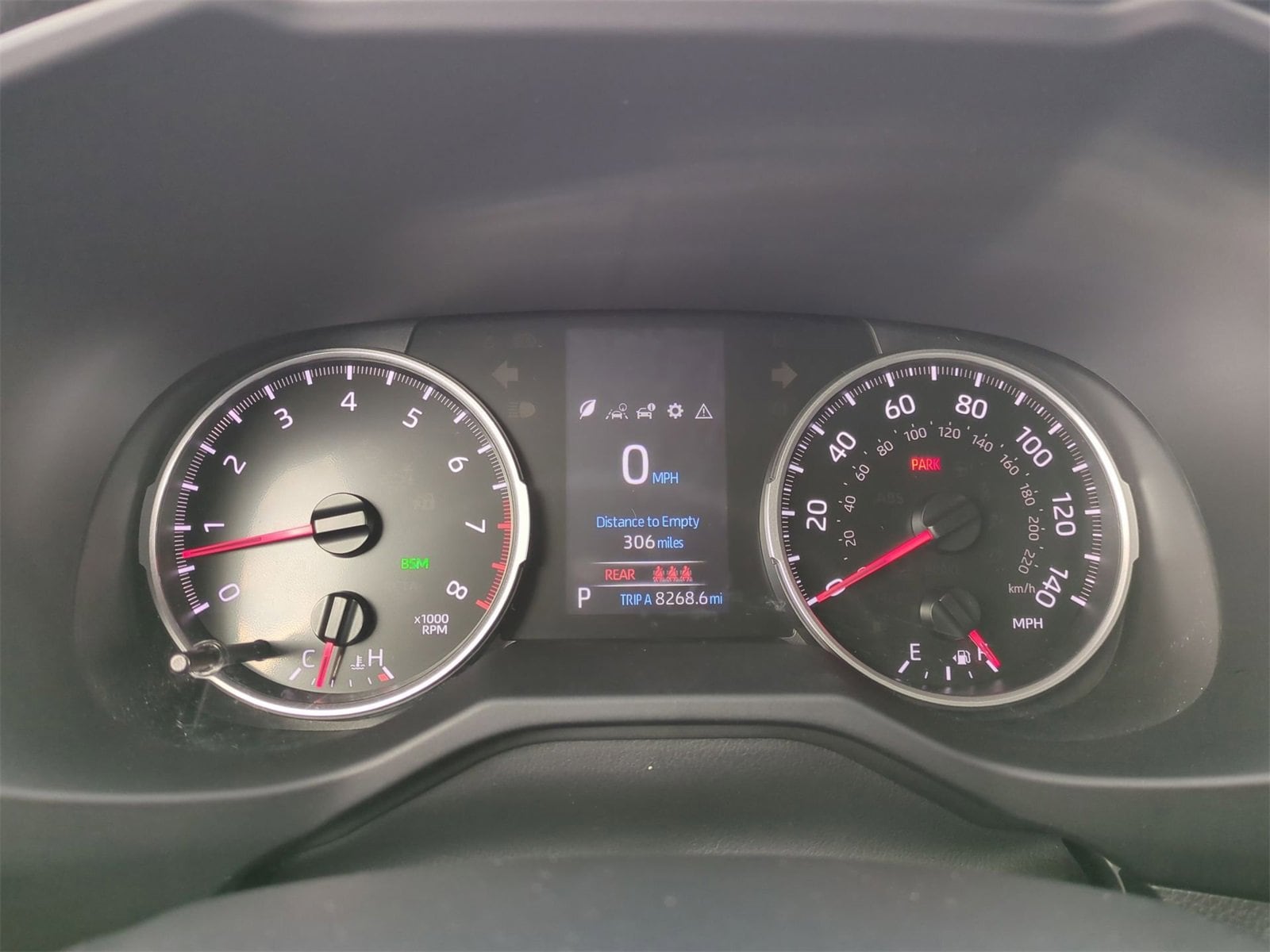 Thumbnail: 2022 Toyota RAV4 - 33