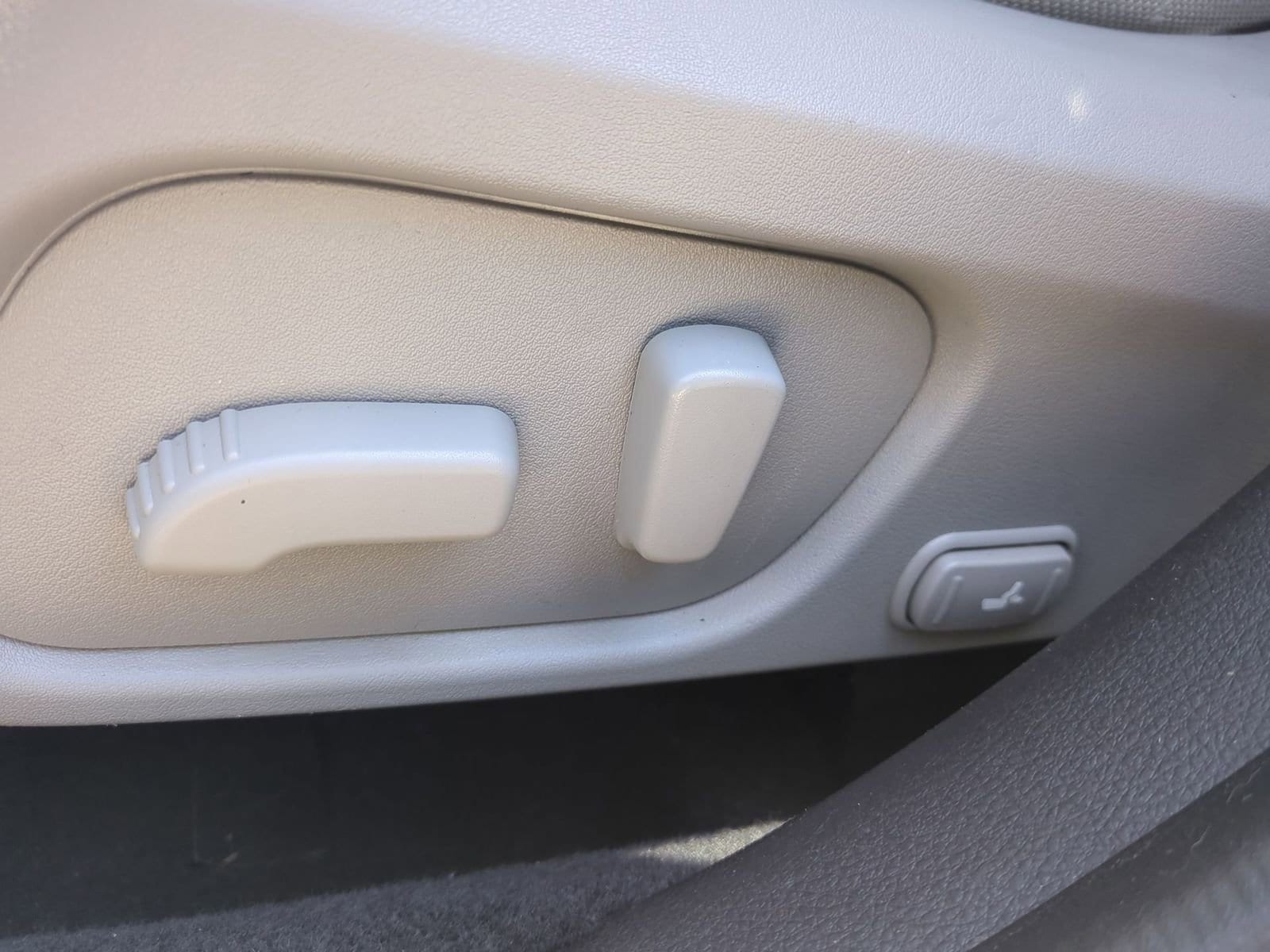 Thumbnail: 2014 Subaru Forester - 17