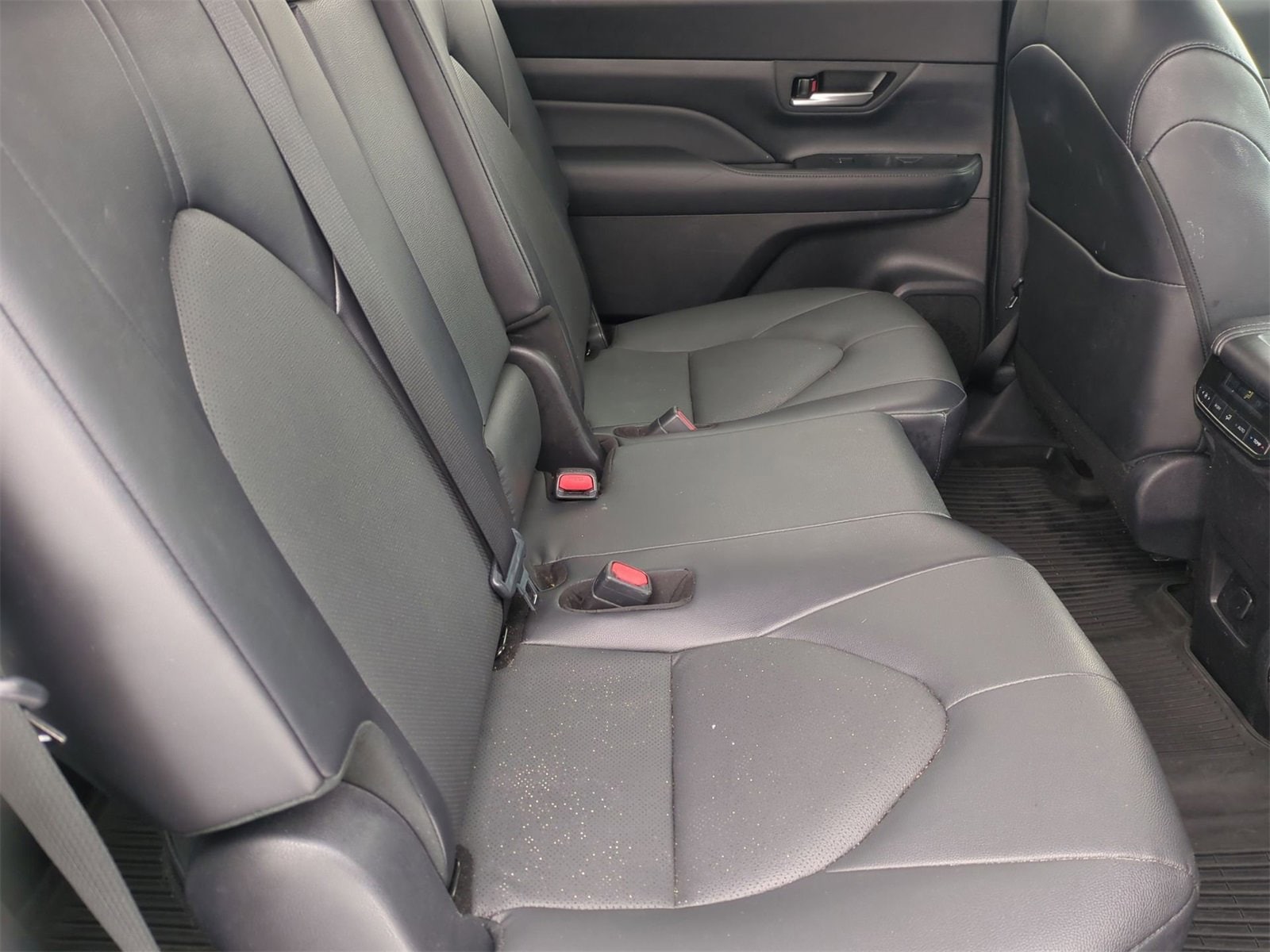 Thumbnail: 2024 Toyota Grand Highlander - 20