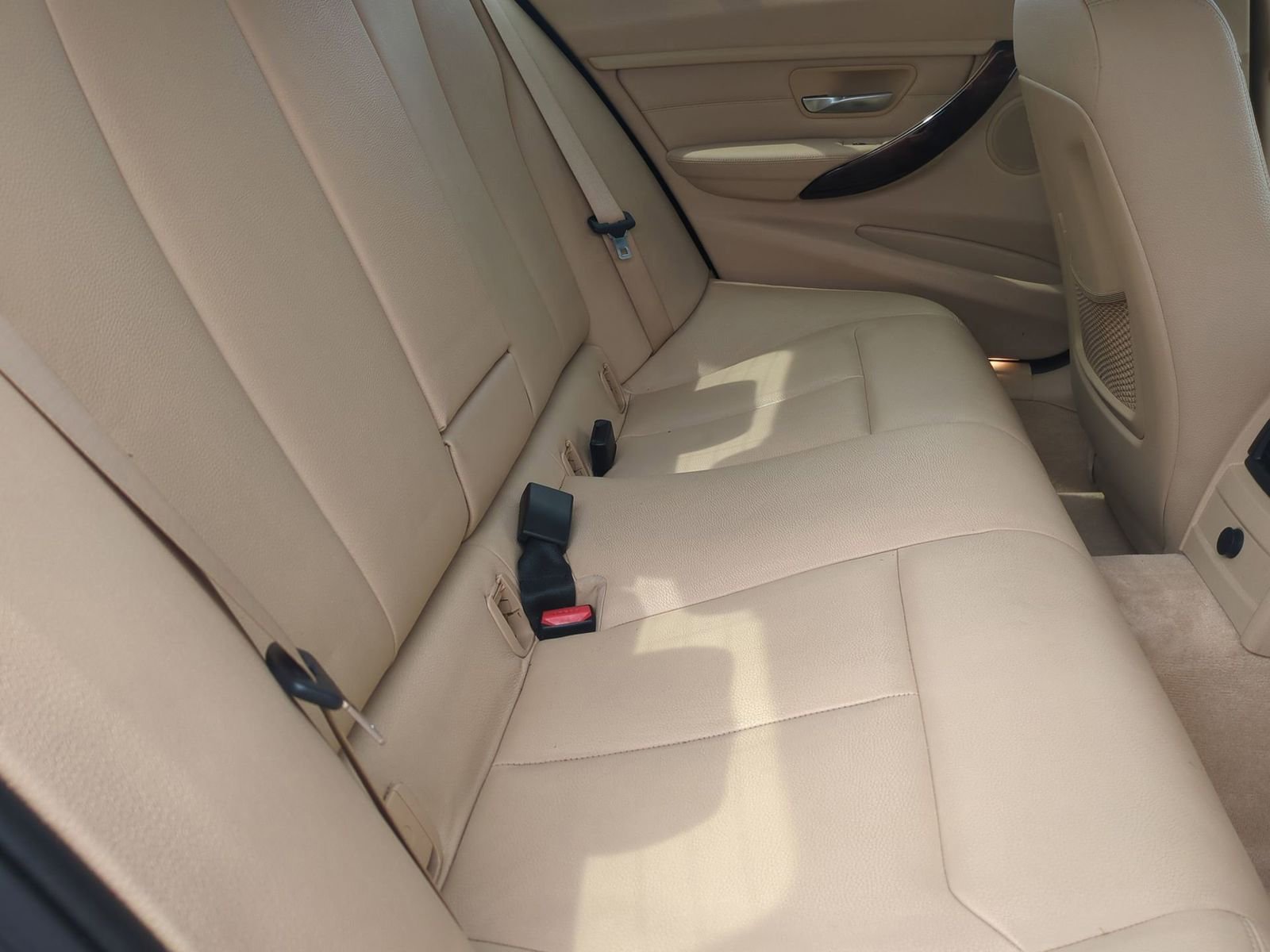 Thumbnail: 2014 BMW 3 Series - 21