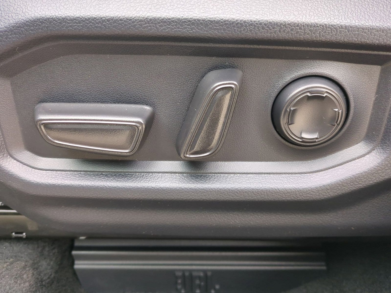 2026 Toyota Tundra 1794 Edition - Photo 17