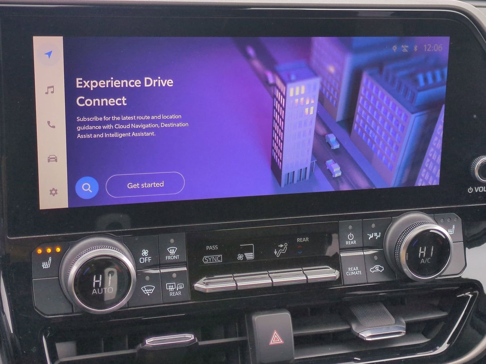 Thumbnail: 2023 Toyota Highlander - 30