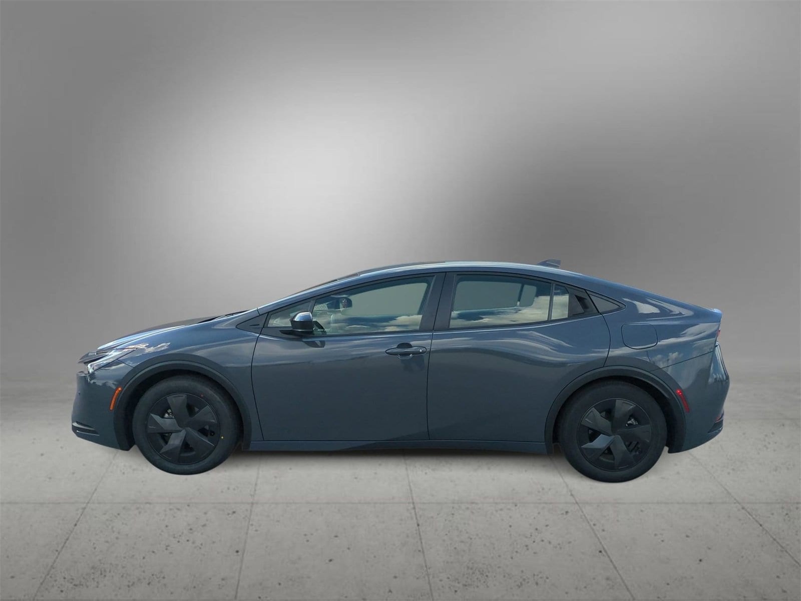 Thumbnail: 2024 Toyota Prius - 5