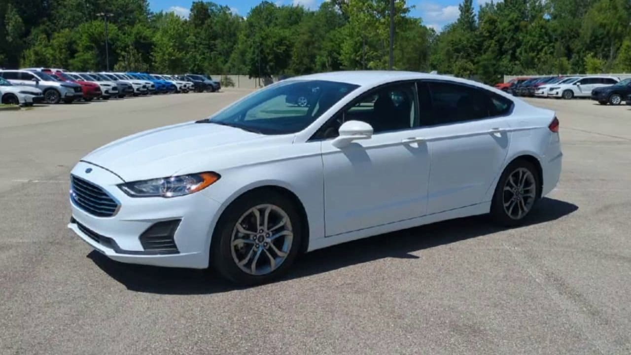Thumbnail: 2020 Ford Fusion - 4