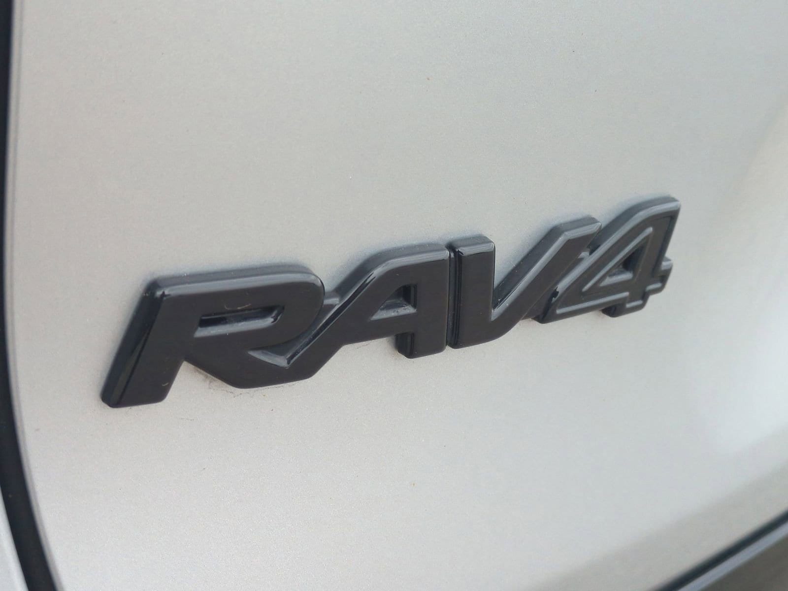 Thumbnail: 2024 Toyota RAV4 - 13
