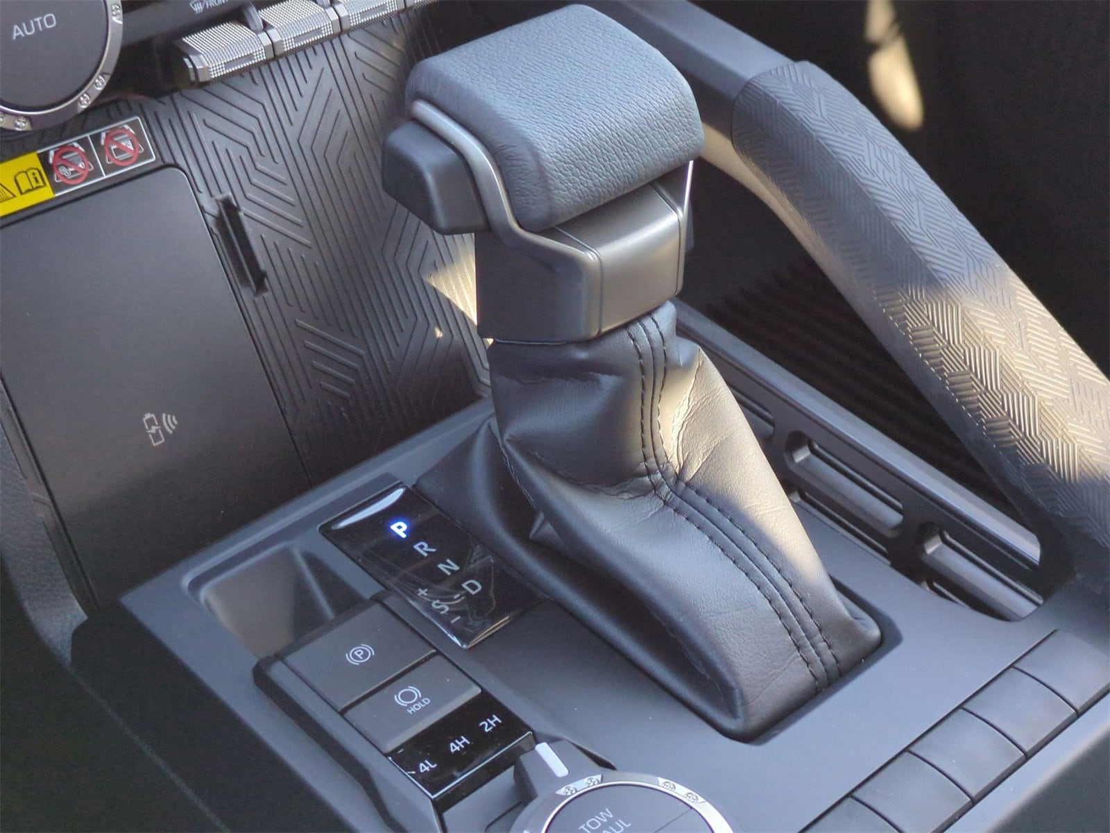 Thumbnail: 2025 Toyota Tacoma - 32