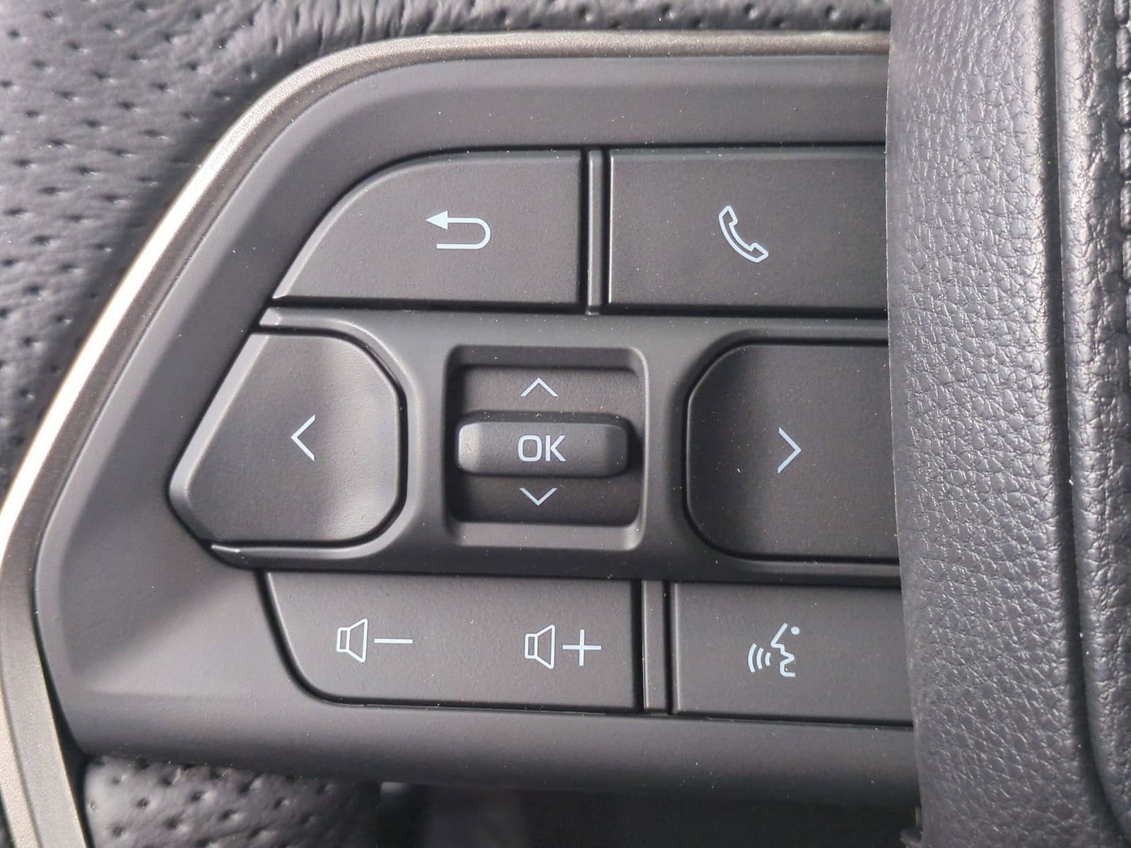 2026 Toyota Tacoma TRD Off Road - Photo 23