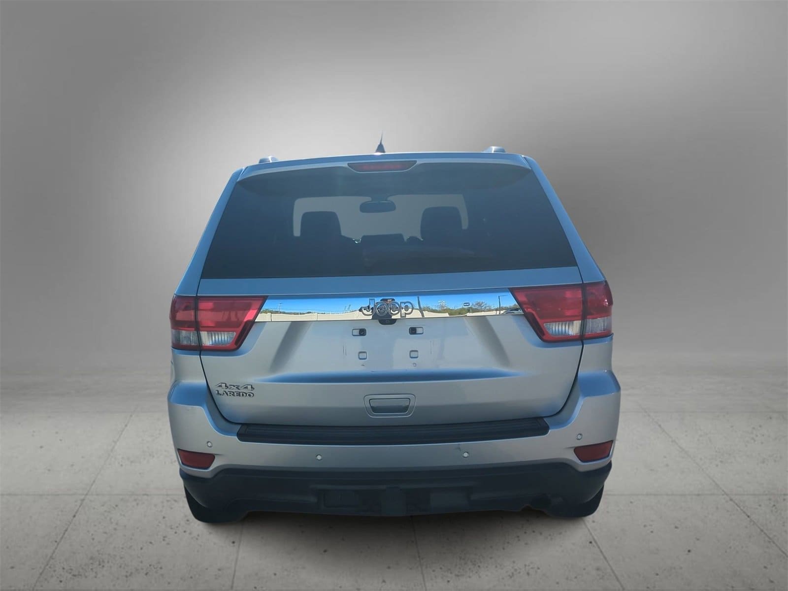 Thumbnail: 2012 Jeep Grand Cherokee - 7