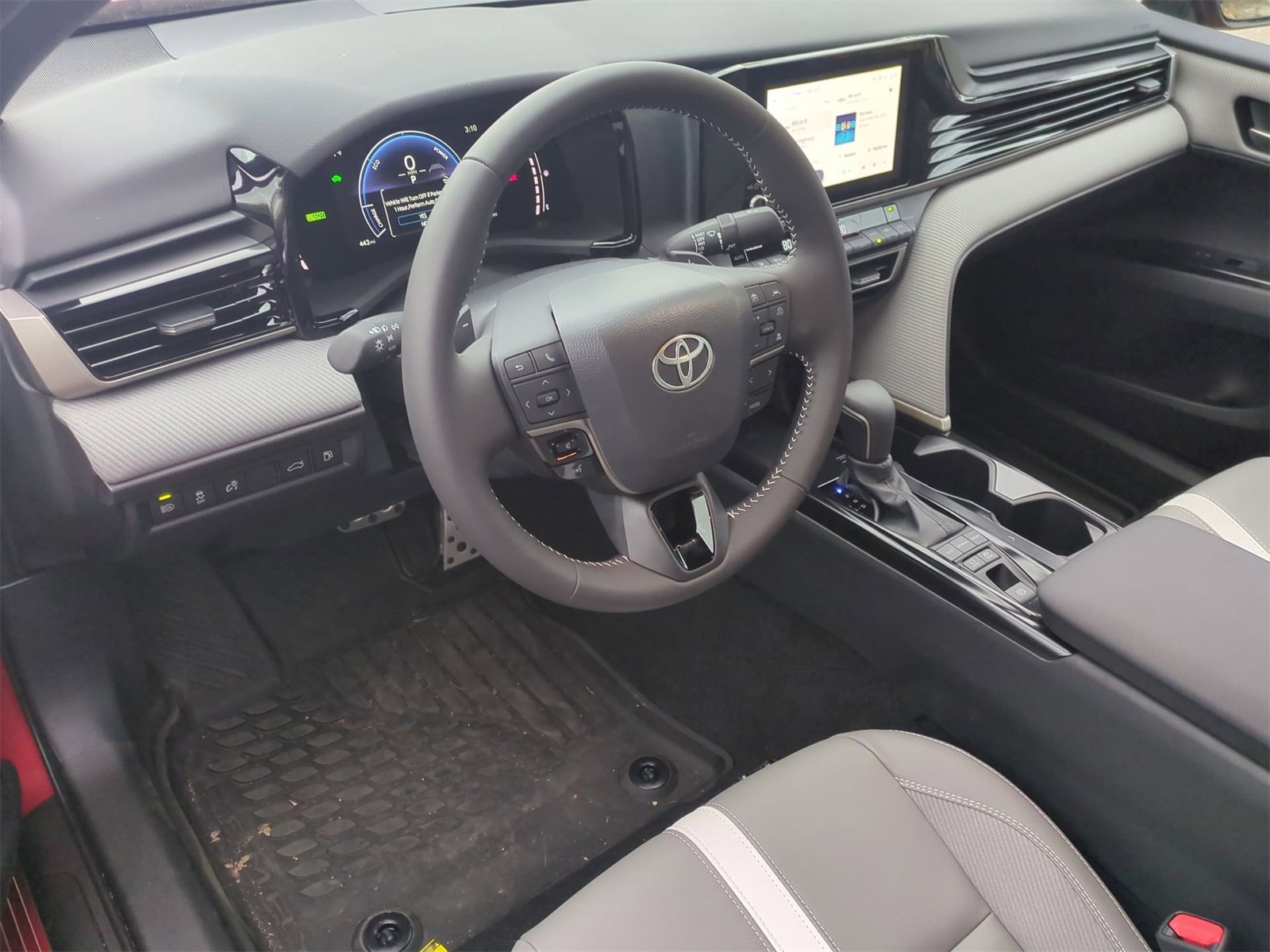 Thumbnail: 2025 Toyota Camry - 10