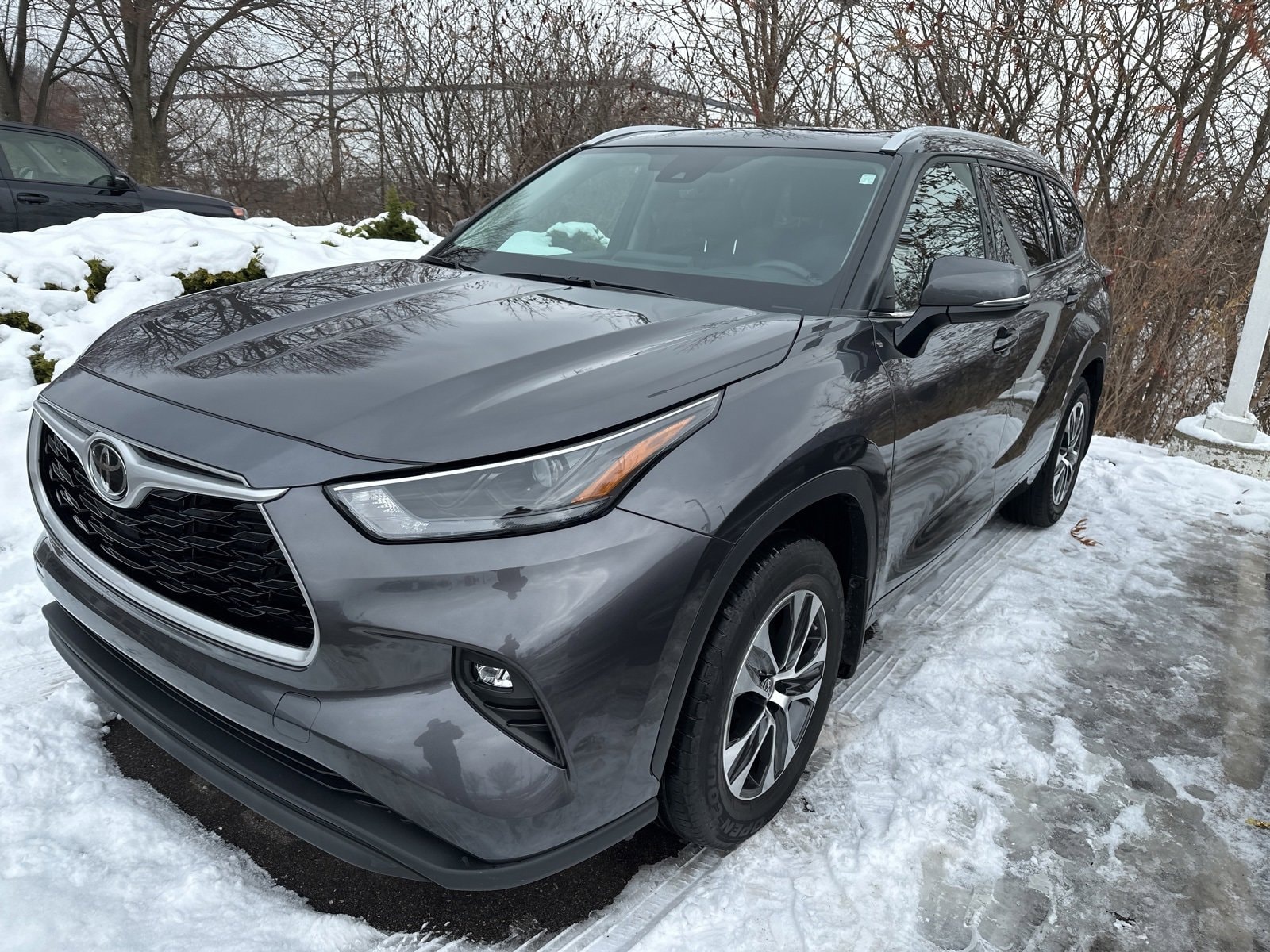 Thumbnail: 2022 Toyota Highlander - 1