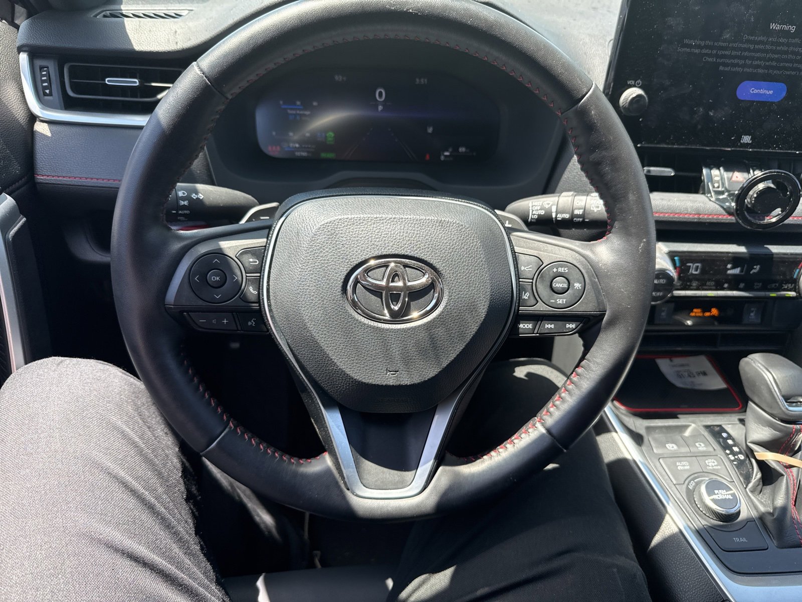 Thumbnail: 2023 Toyota RAV4 - 6