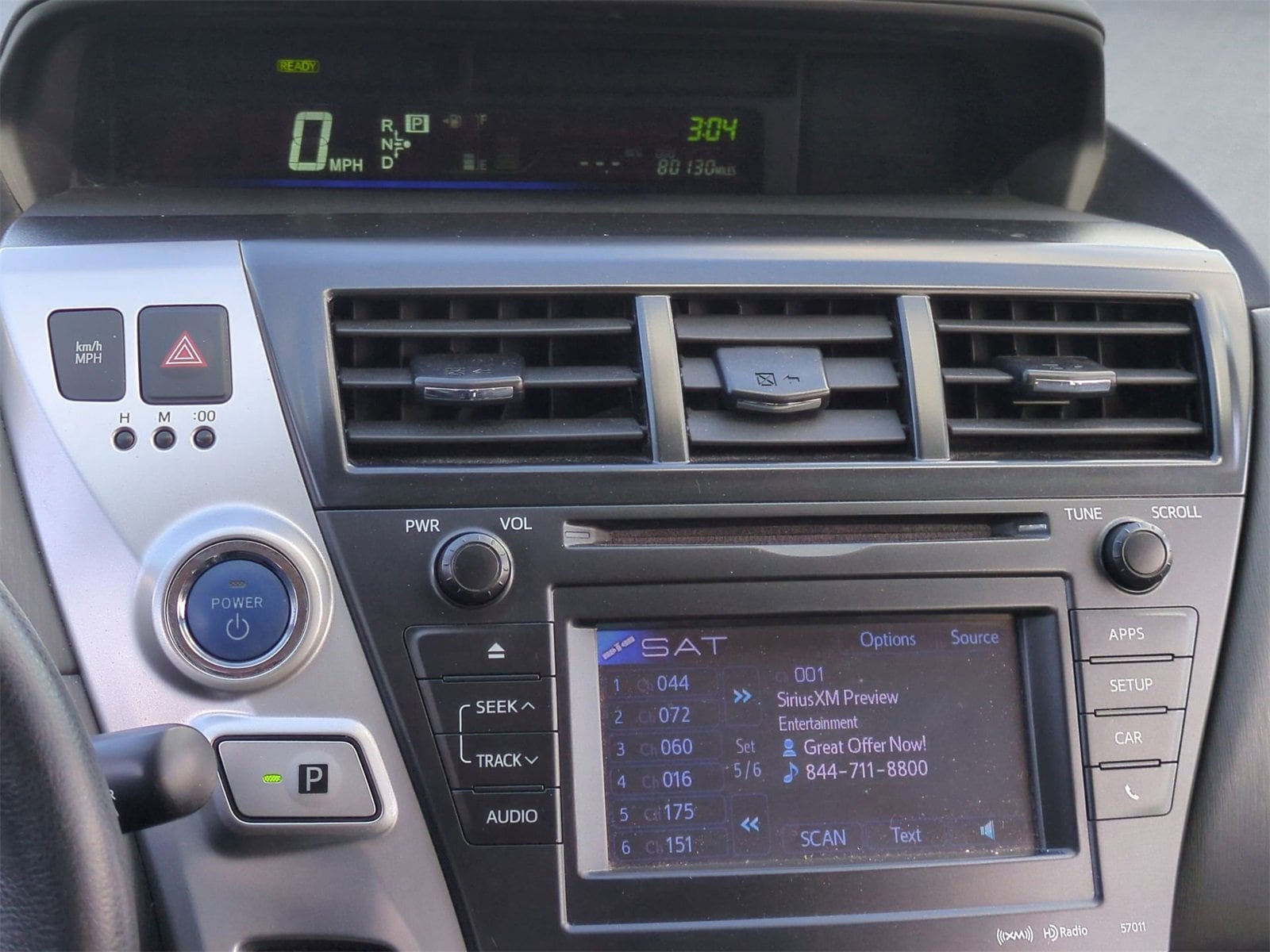 Thumbnail: 2014 Toyota Prius v - 27