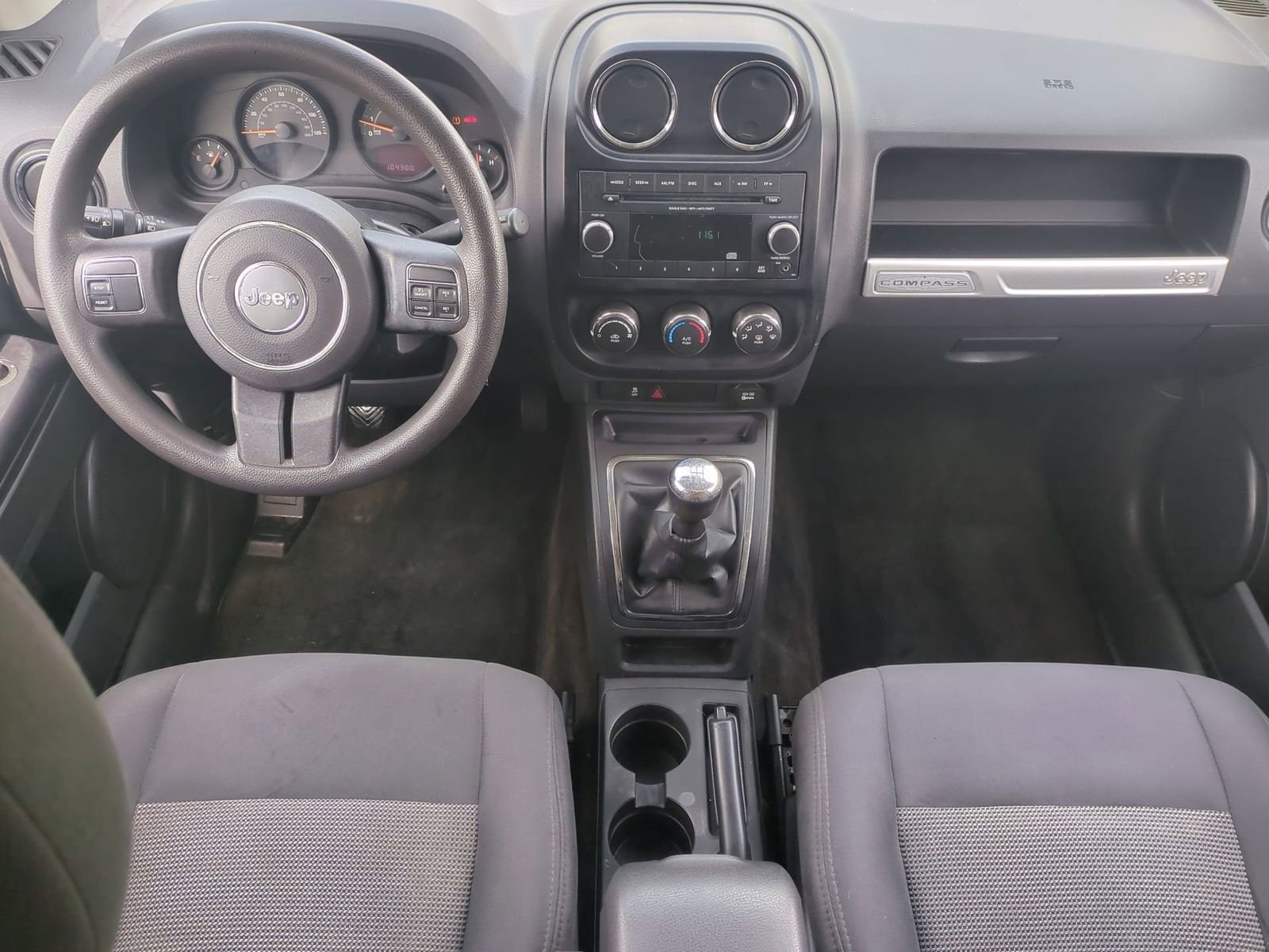 Thumbnail: 2015 Jeep Compass - 15
