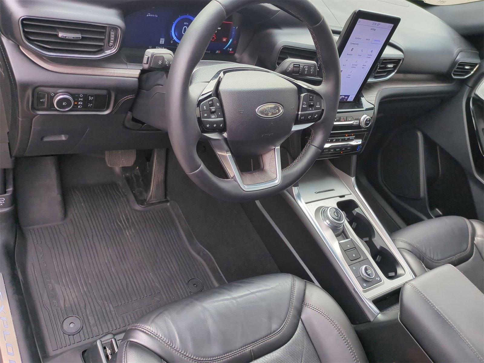 Thumbnail: 2023 Ford Explorer - 10