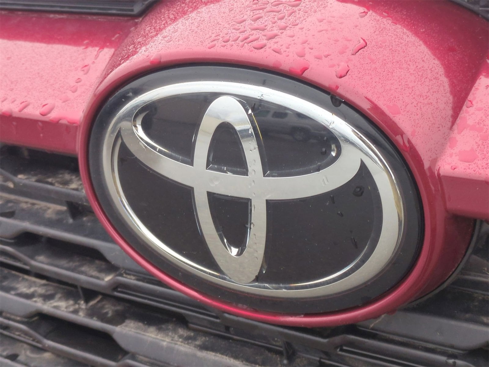 Thumbnail: 2020 Toyota RAV4 - 12