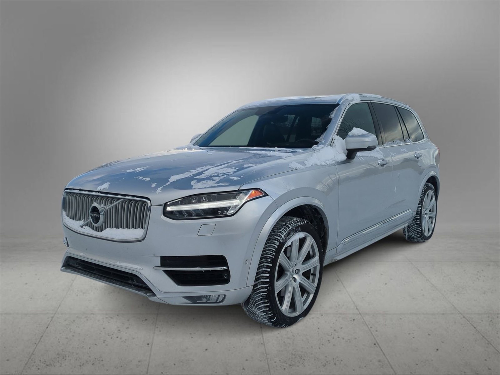 Thumbnail: 2016 Volvo XC90 - 4