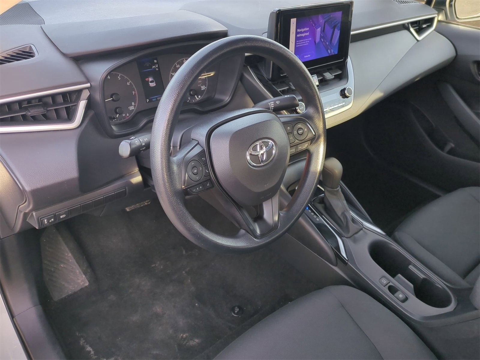 Thumbnail: 2023 Toyota Corolla - 10