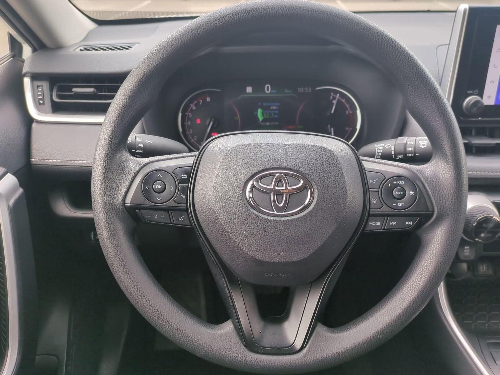 Thumbnail: 2023 Toyota RAV4 - 22