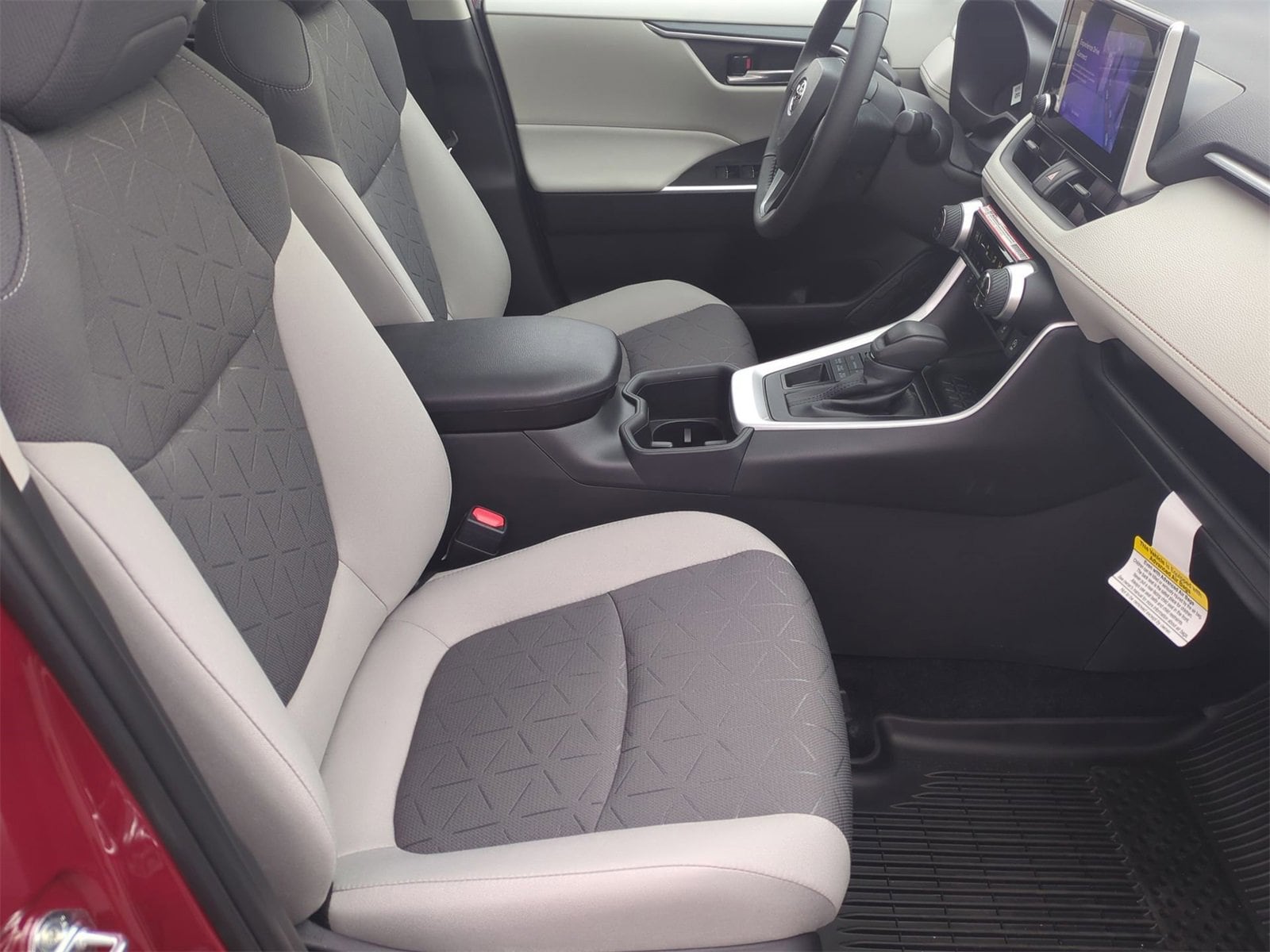 Thumbnail: 2025 Toyota RAV4 - 23