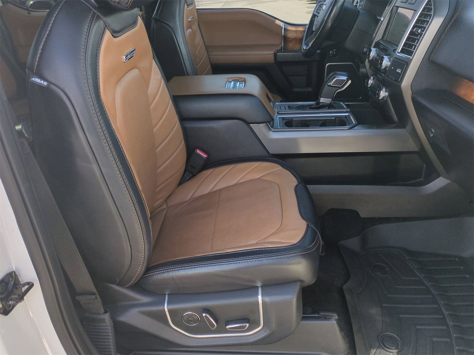 Thumbnail: 2016 Ford F-150 - 23
