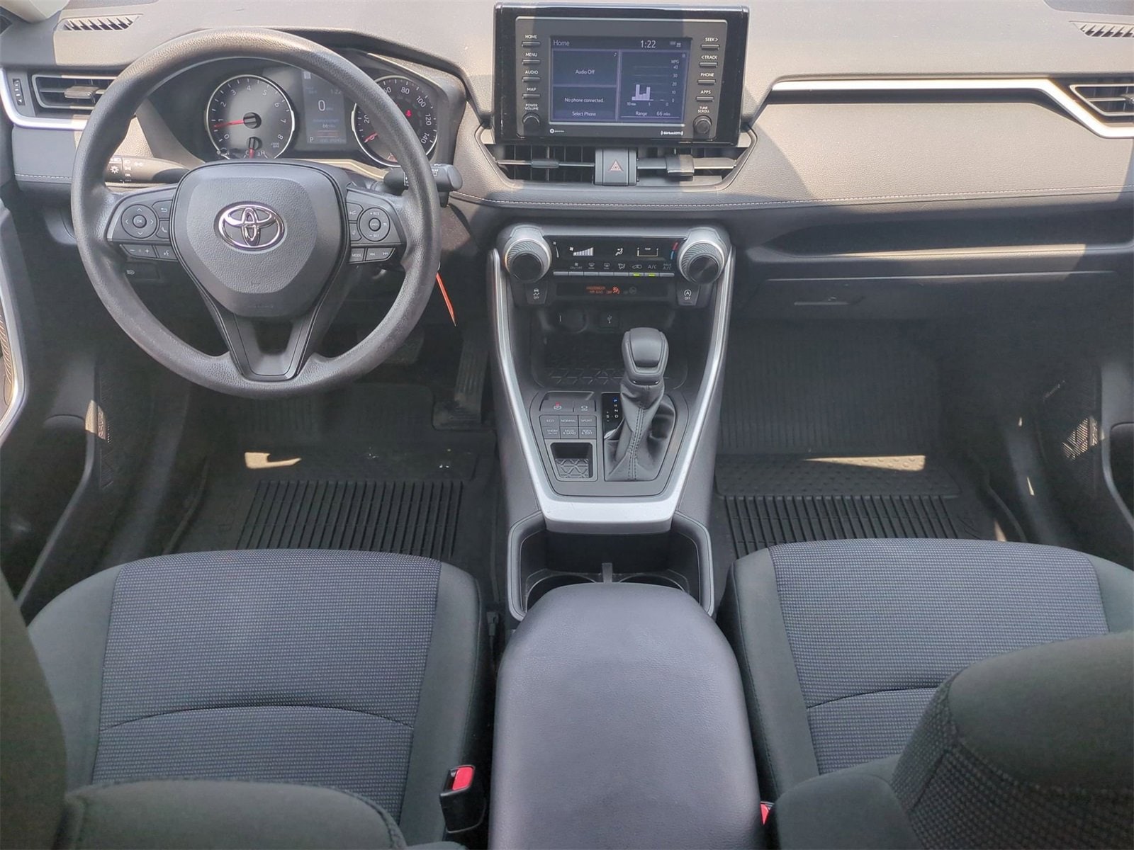 Thumbnail: 2022 Toyota RAV4 - 15