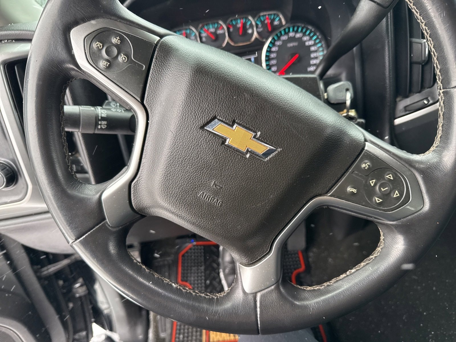 Thumbnail: 2017 Chevrolet Silverado 1500 - 5