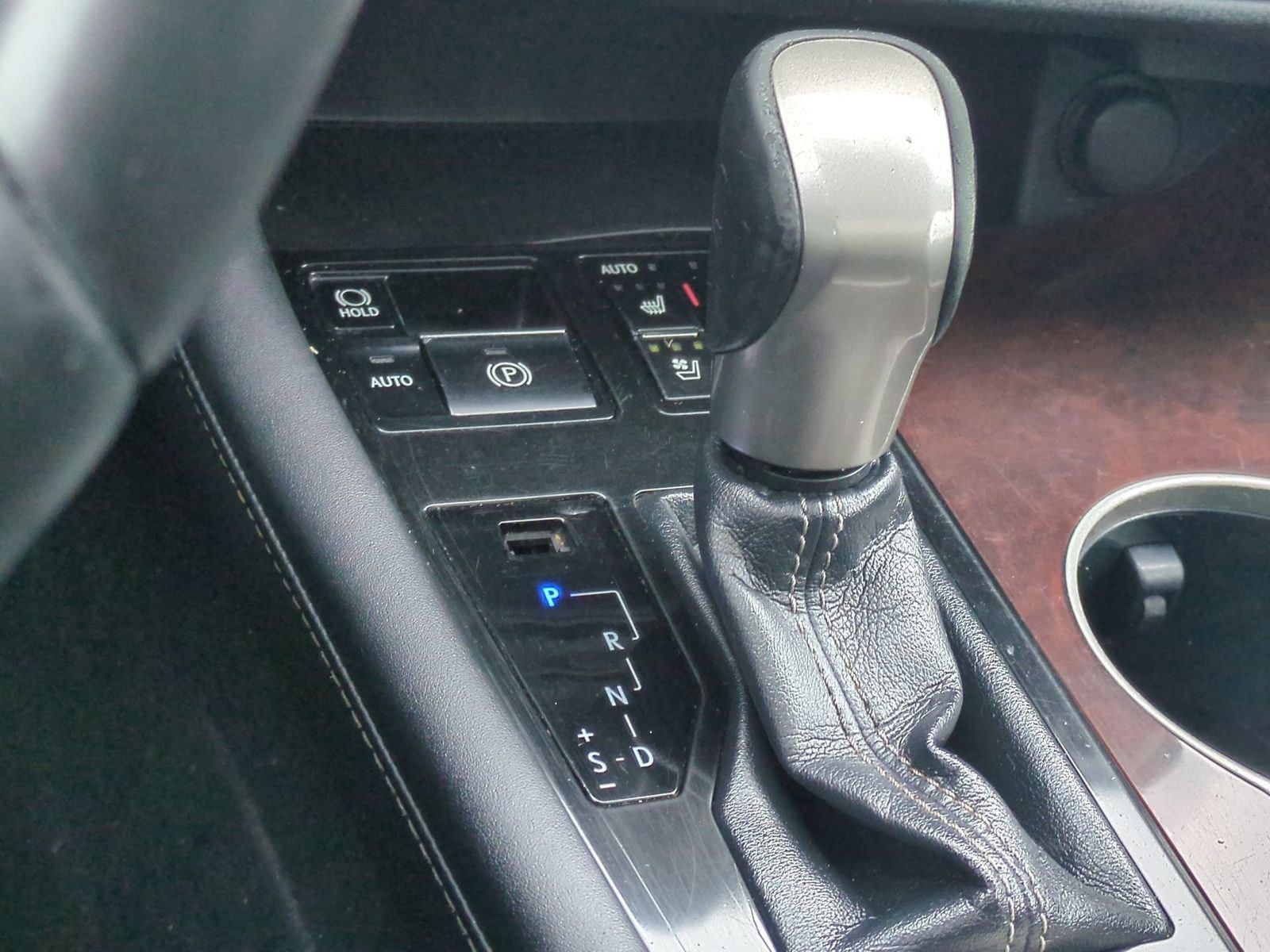 Thumbnail: 2016 Lexus RX - 33