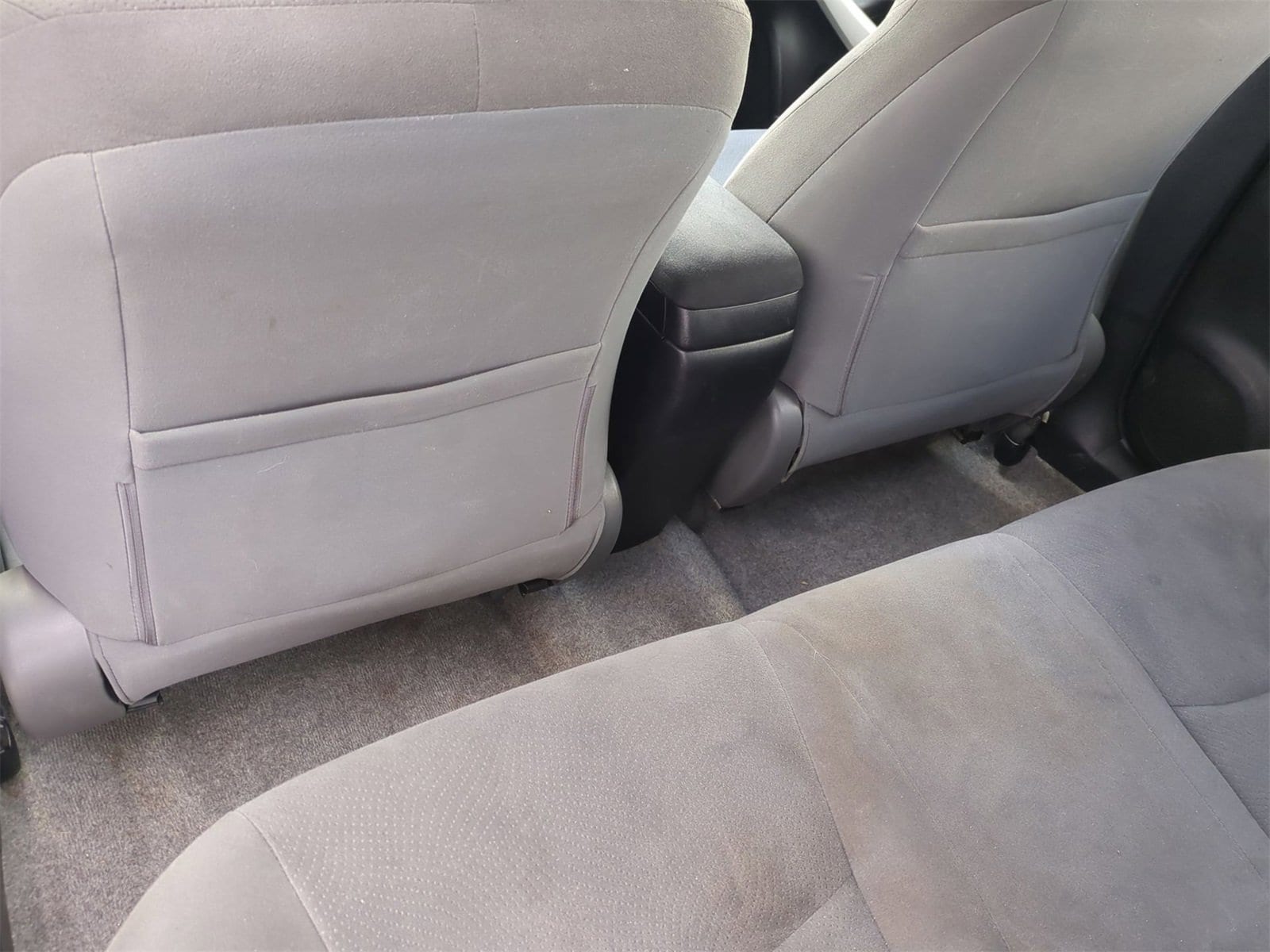 Thumbnail: 2012 Toyota Prius - 18