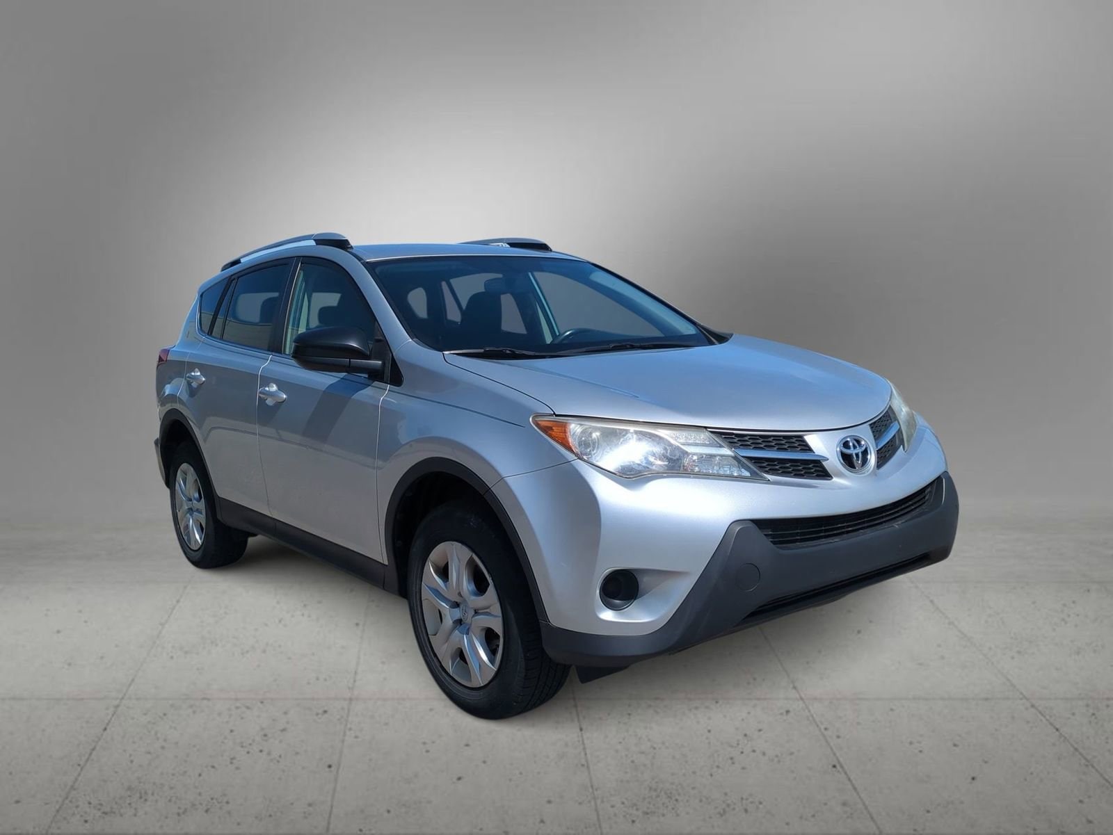 Thumbnail: 2015 Toyota RAV4 - 2