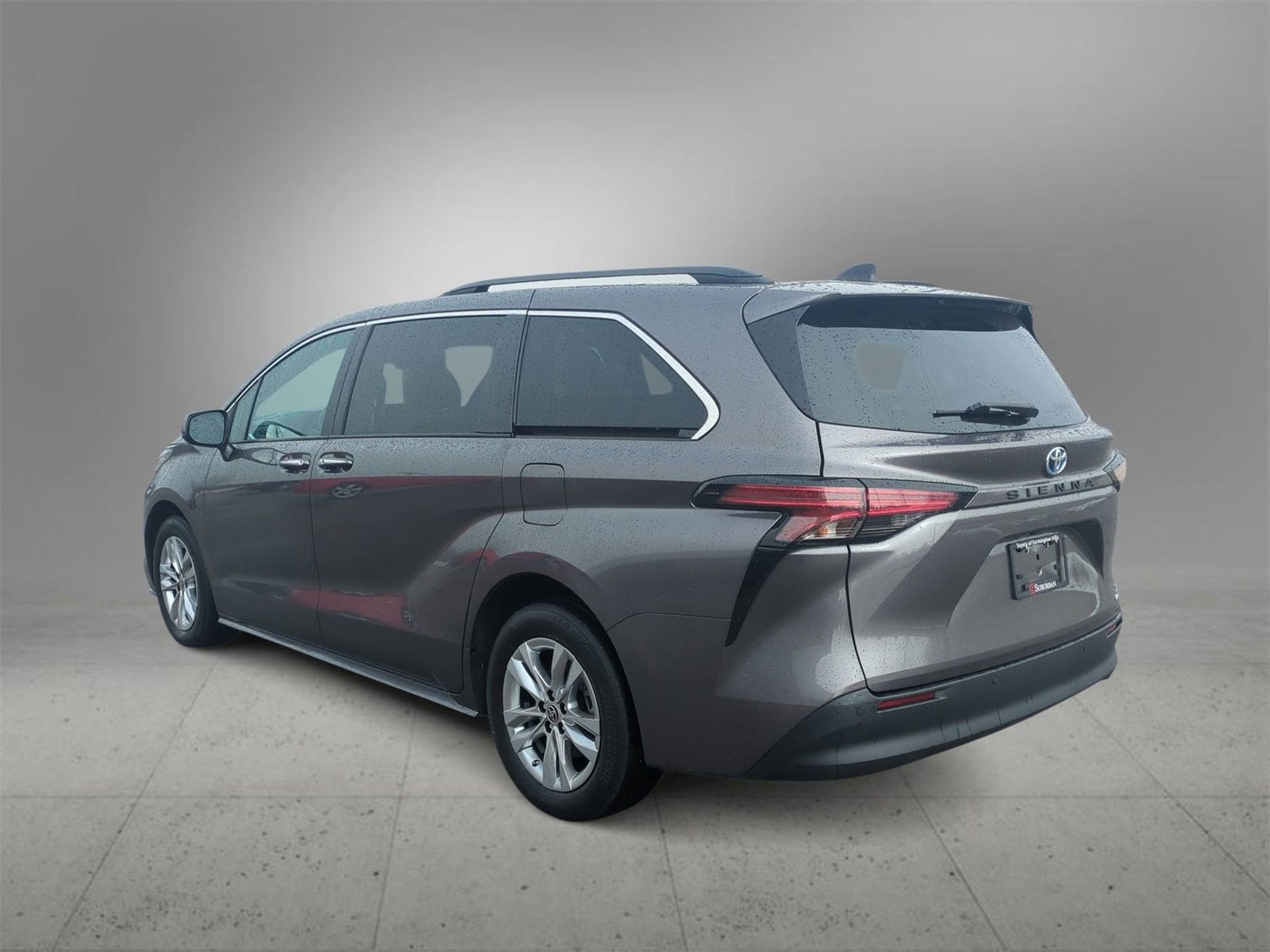 Thumbnail: 2022 Toyota Sienna - 6