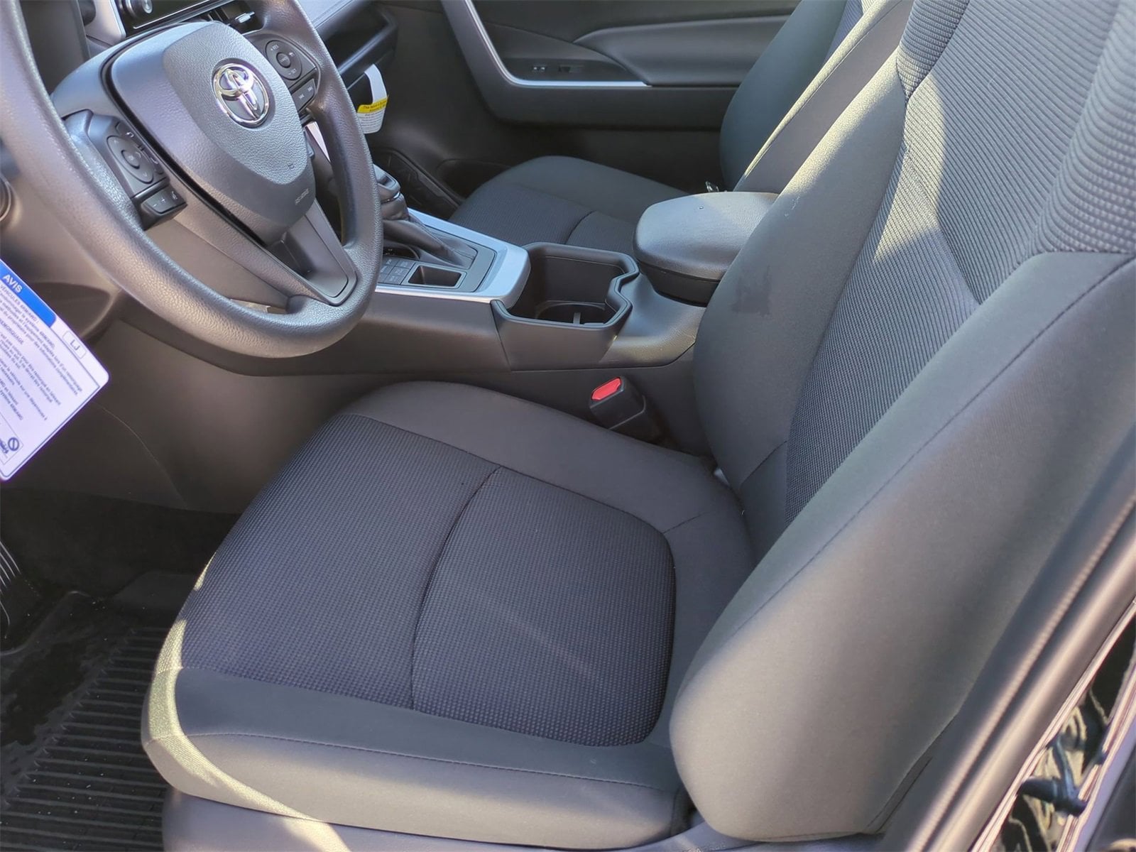 Thumbnail: 2025 Toyota RAV4 - 16