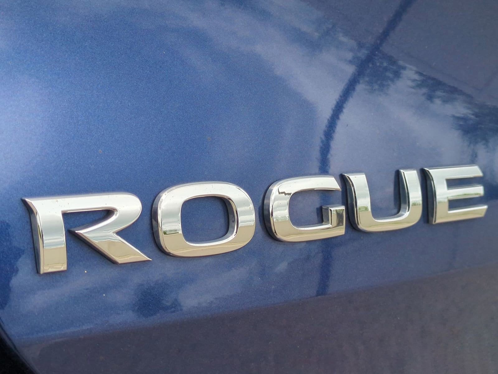 Thumbnail: 2018 Nissan Rogue - 13