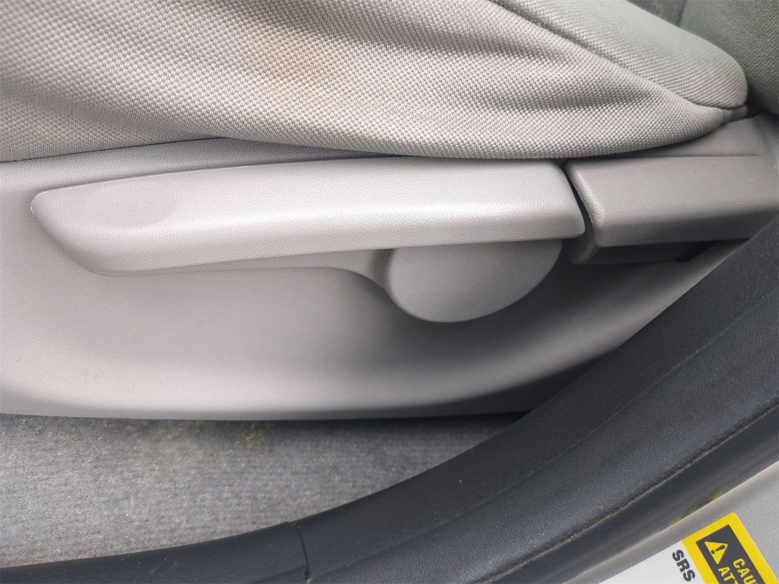Thumbnail: 2011 Toyota RAV4 - 17