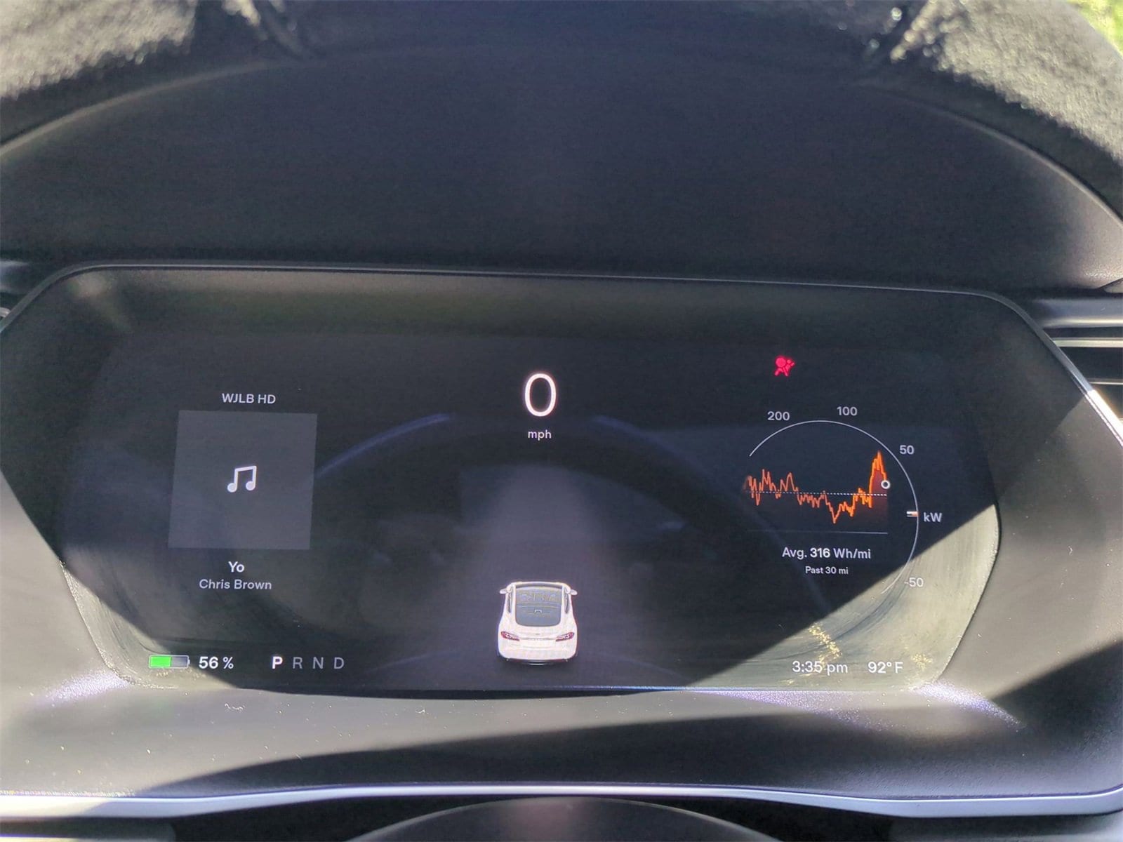 Thumbnail: 2016 Tesla Model S - 32