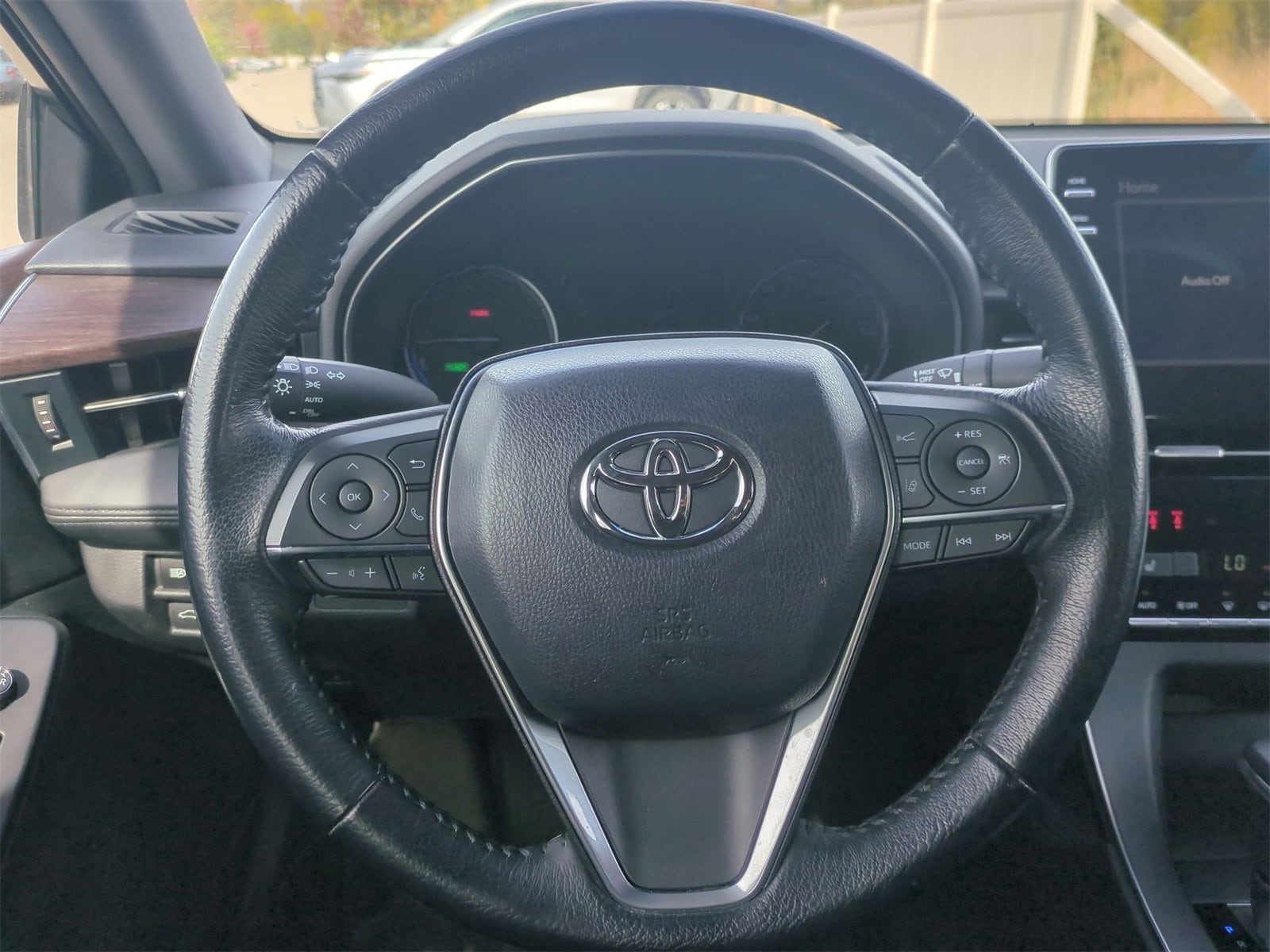 Thumbnail: 2019 Toyota Avalon - 24