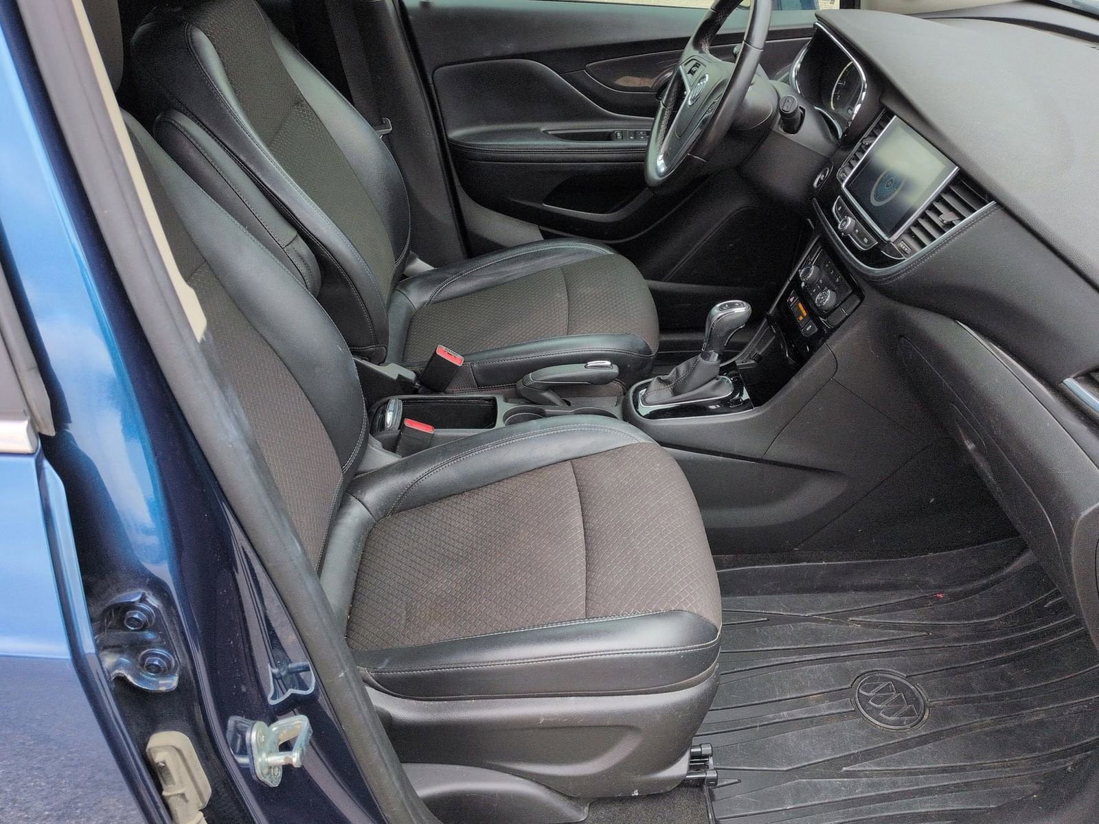 Thumbnail: 2020 Buick Encore - 22