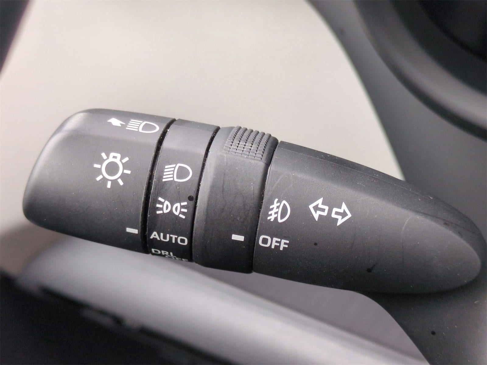 2023 Toyota Sienna XLE 28