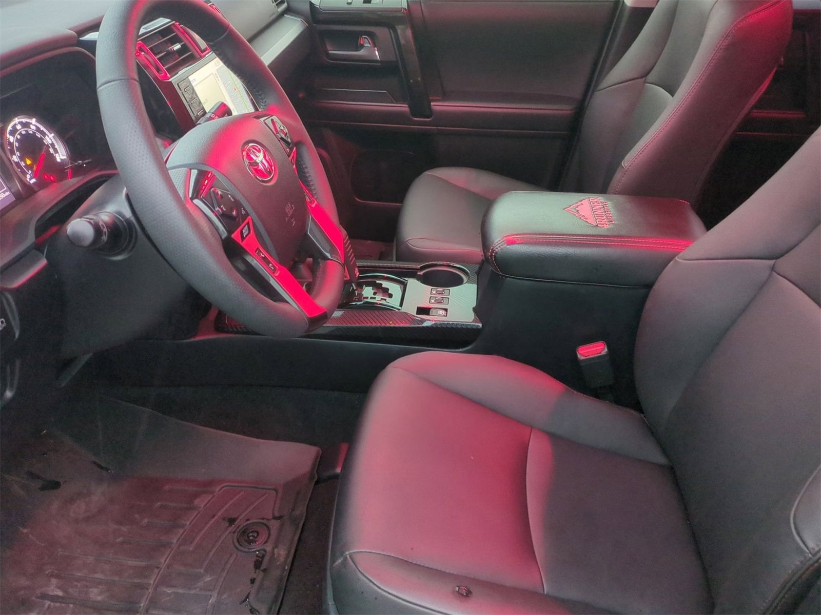 Thumbnail: 2022 Toyota 4Runner - 16