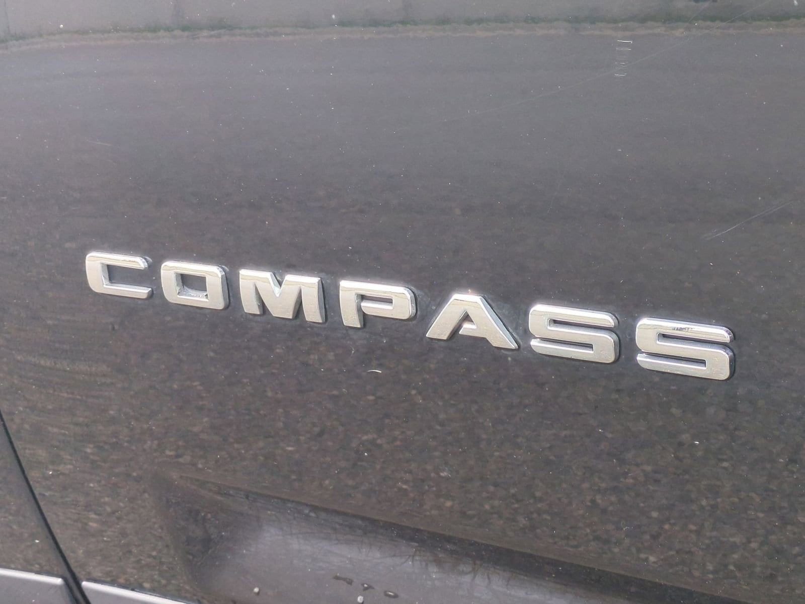 Thumbnail: 2015 Jeep Compass - 13