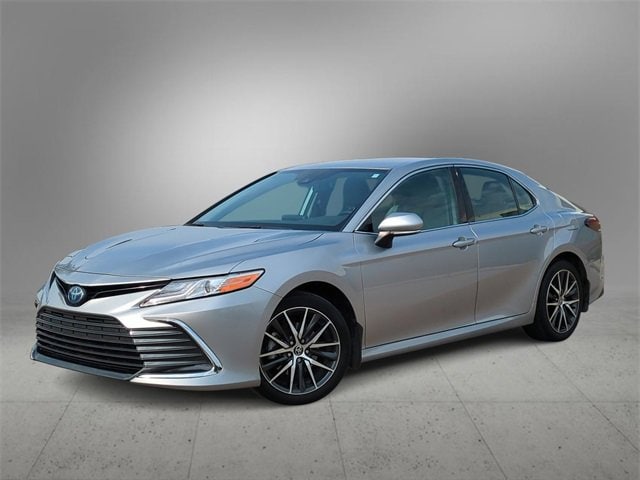 2023 Toyota Camry XLE -
                Farmington Hills, MI