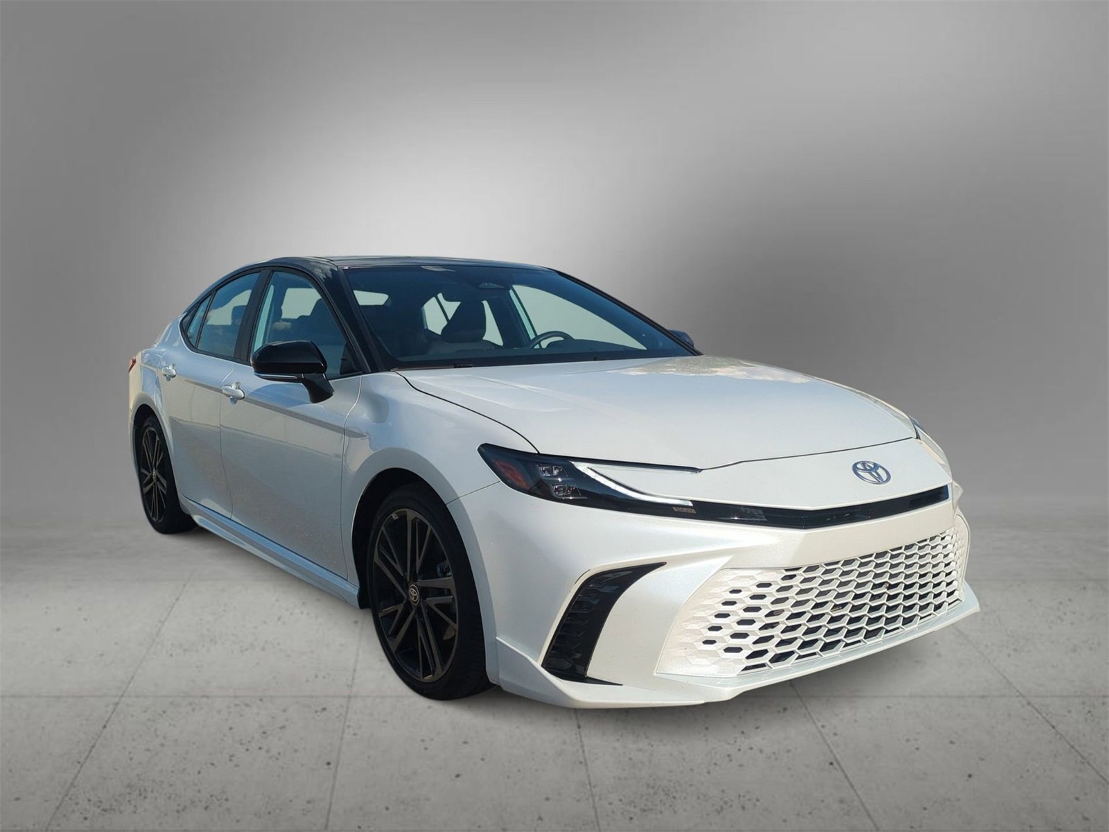 2025 Toyota Camry XSE photo 2