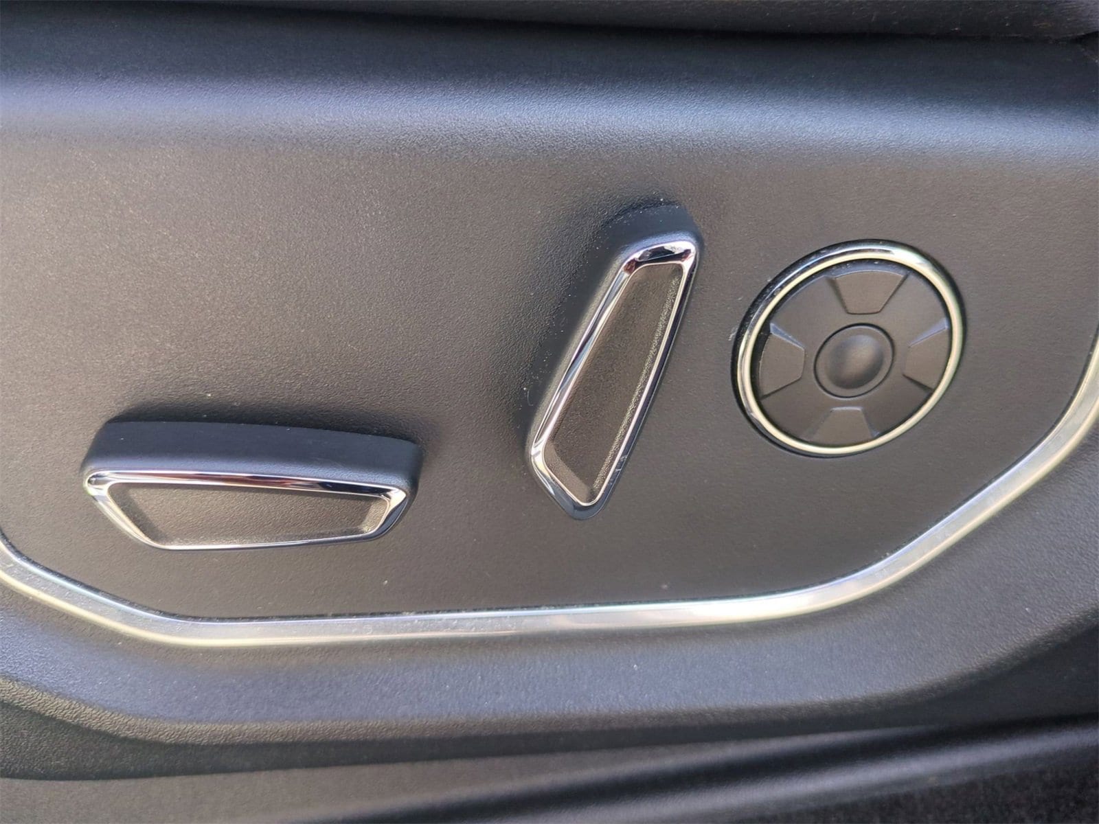 Thumbnail: 2016 Ford F-150 - 17