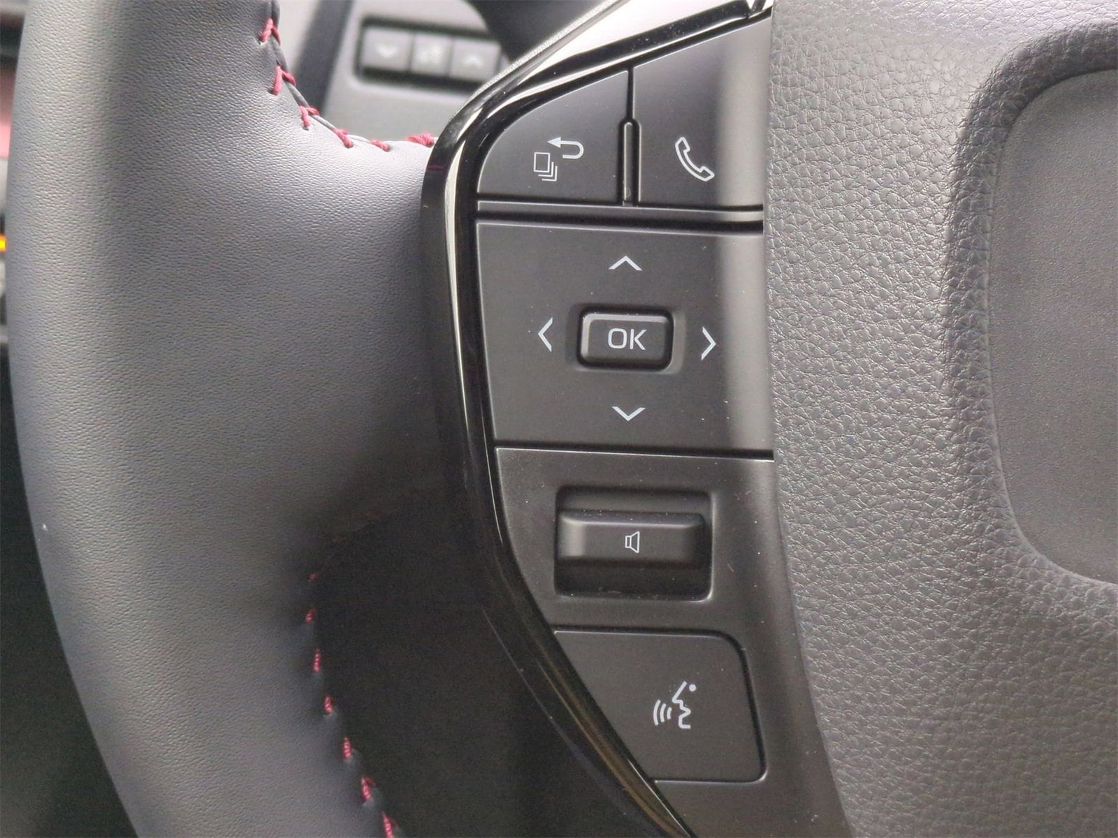 Thumbnail: 2026 Toyota Prius - 23