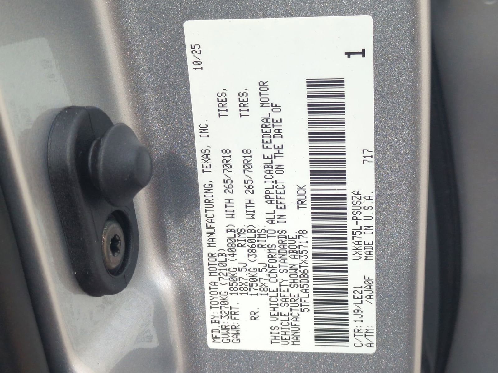Thumbnail: 2026 Toyota Tundra - 35