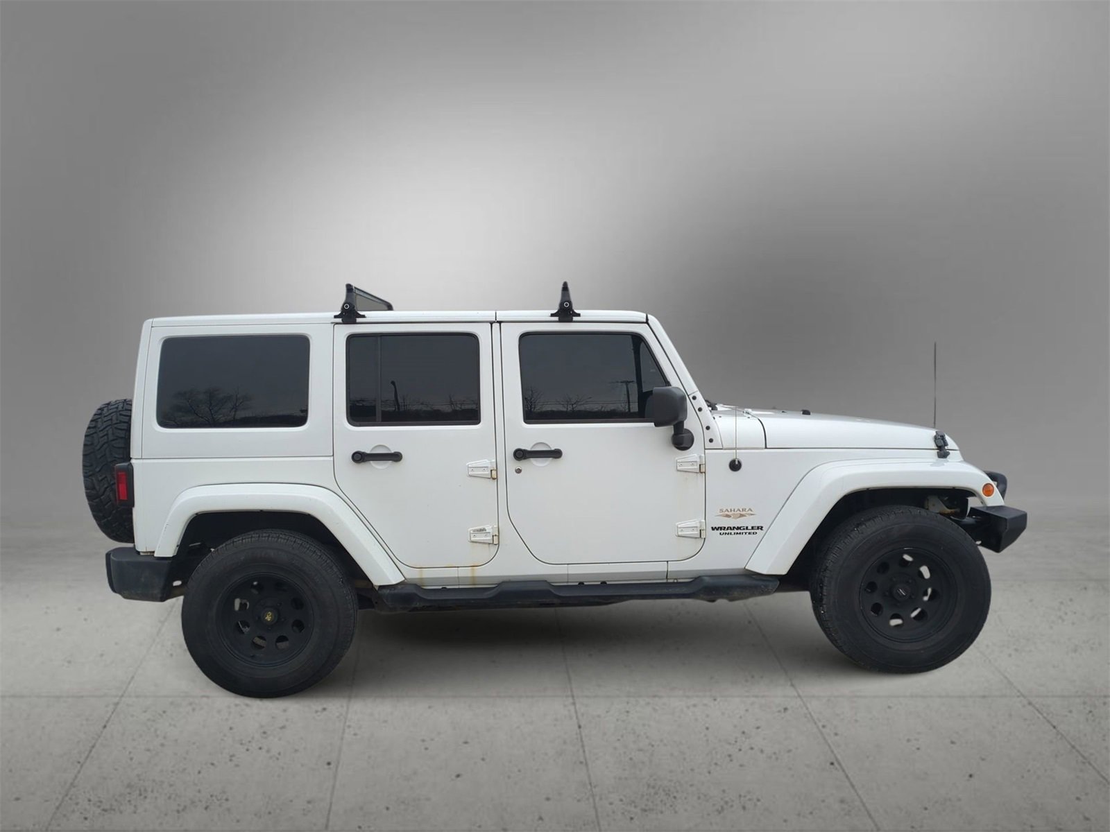 Thumbnail: 2015 Jeep Wrangler - 9