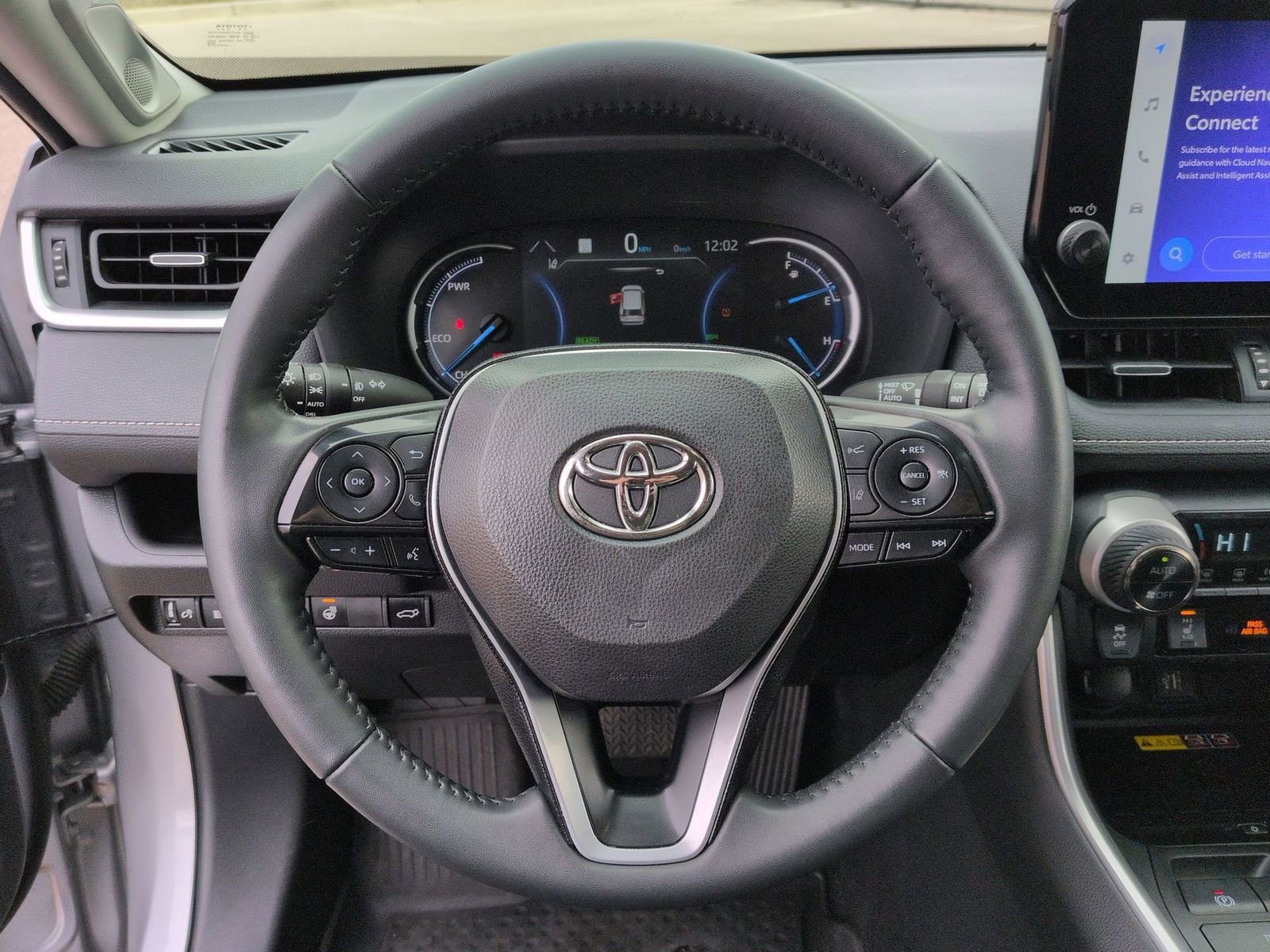 Thumbnail: 2023 Toyota RAV4 - 25