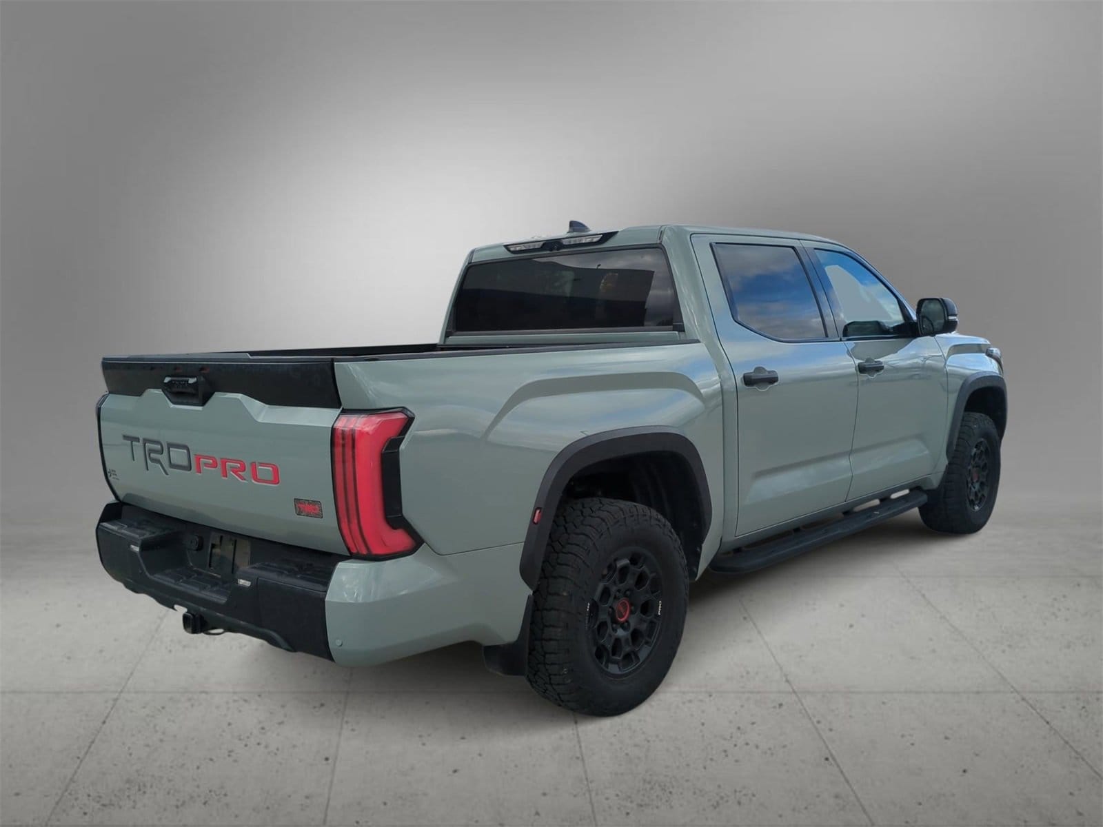 Thumbnail: 2022 Toyota Tundra - 8