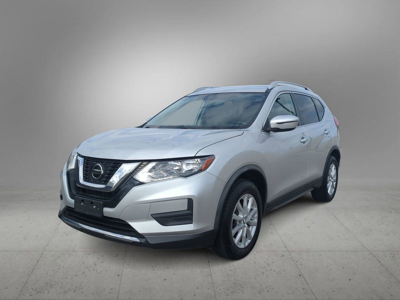 Thumbnail: 2018 Nissan Rogue - 4
